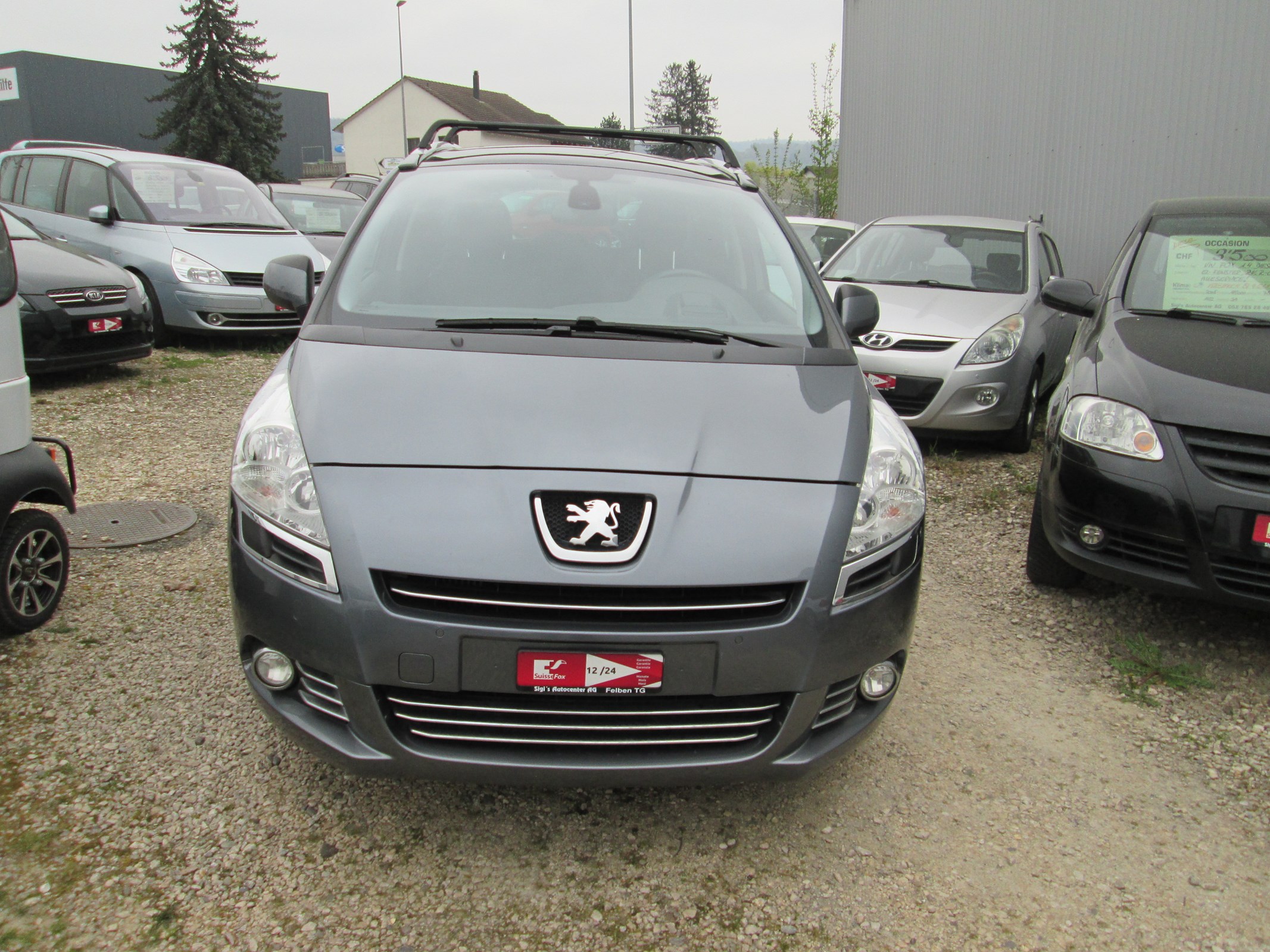 PEUGEOT 5008 1.6 16V T Allure Automatic