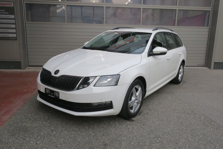 SKODA Octavia Combi 2.0 TDI Ambition 4x4