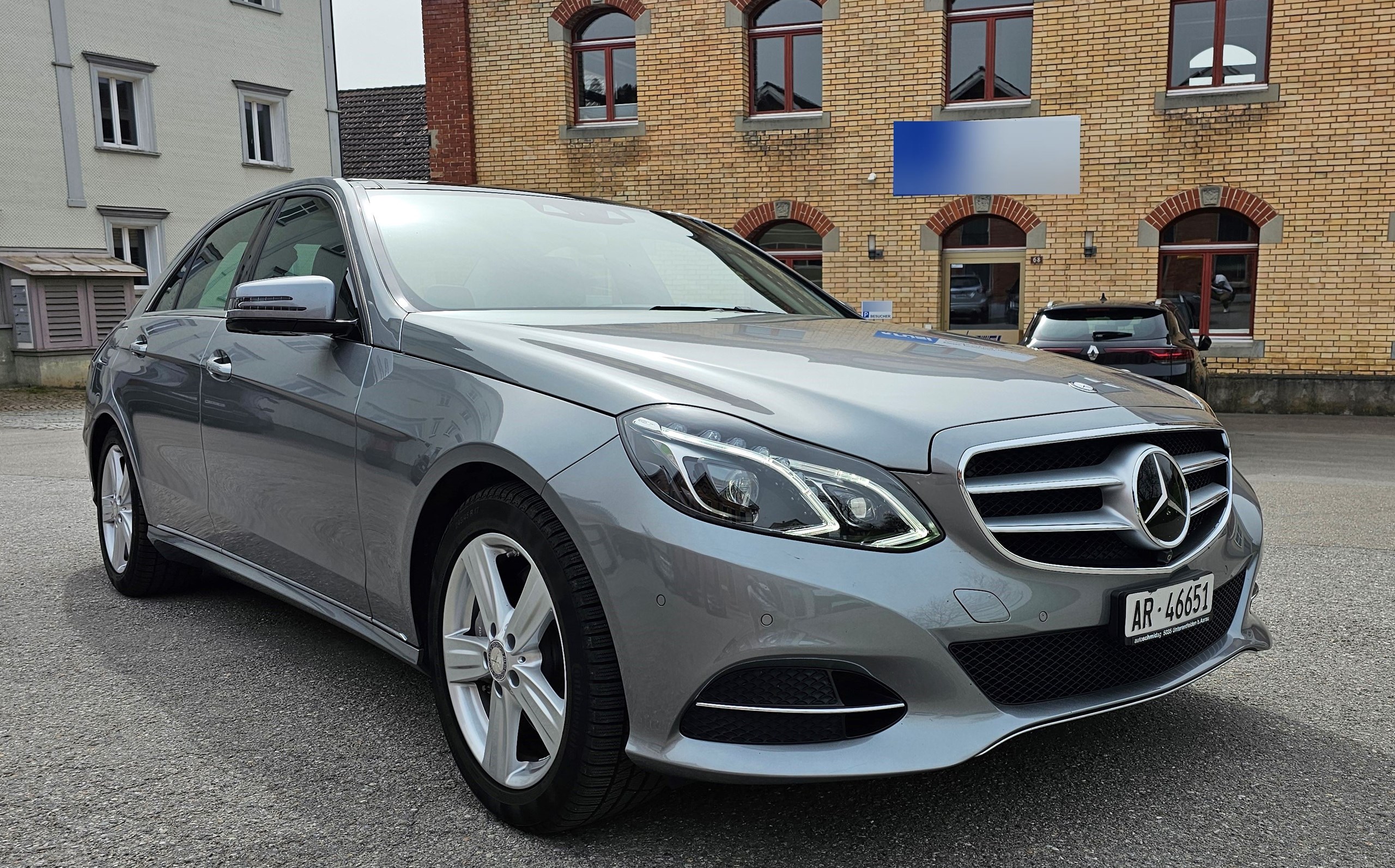 MERCEDES-BENZ E 400 Avantgarde 4Matic 7G-Tronic