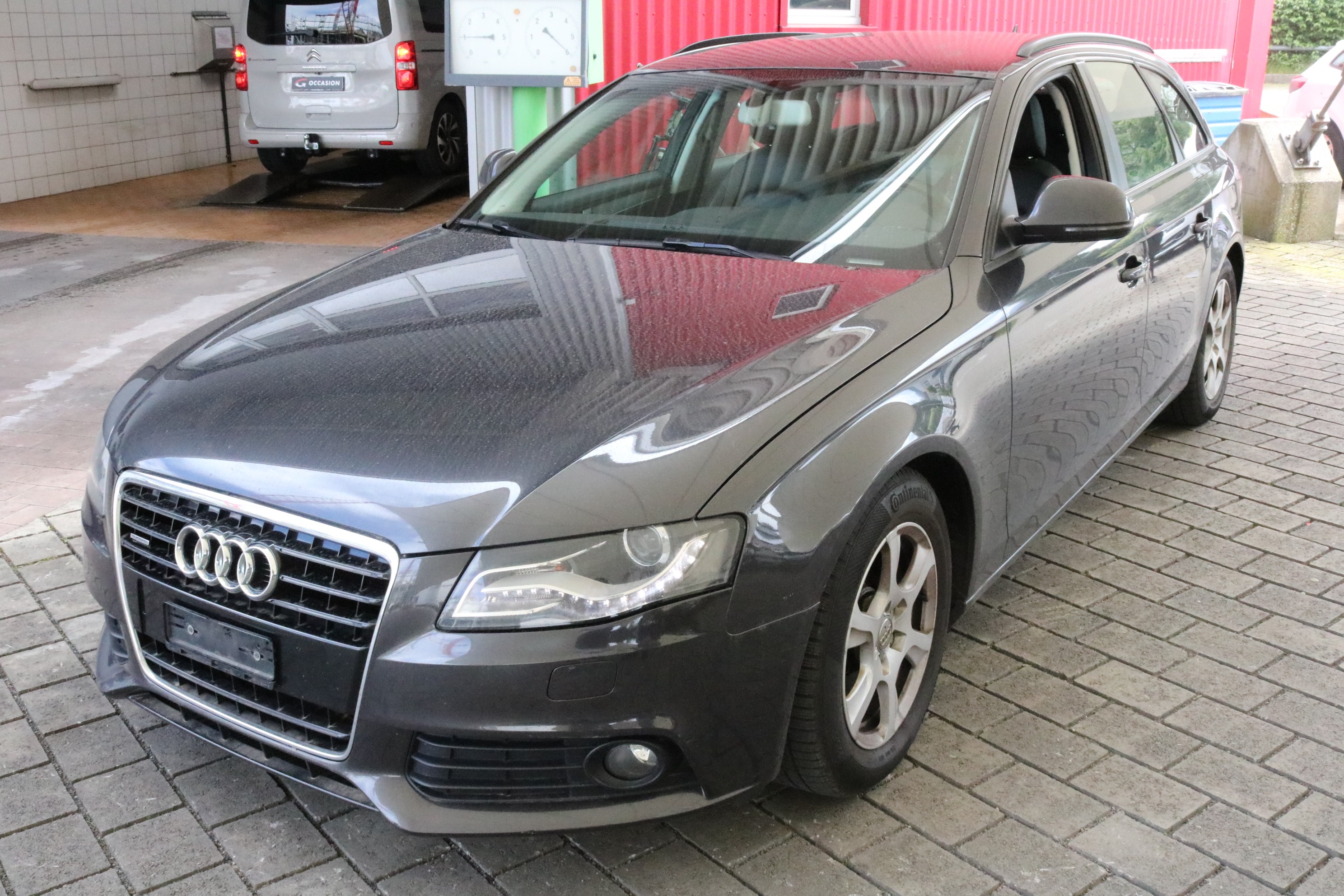 AUDI A4 Avant 3.2 FSI quattro tiptronic