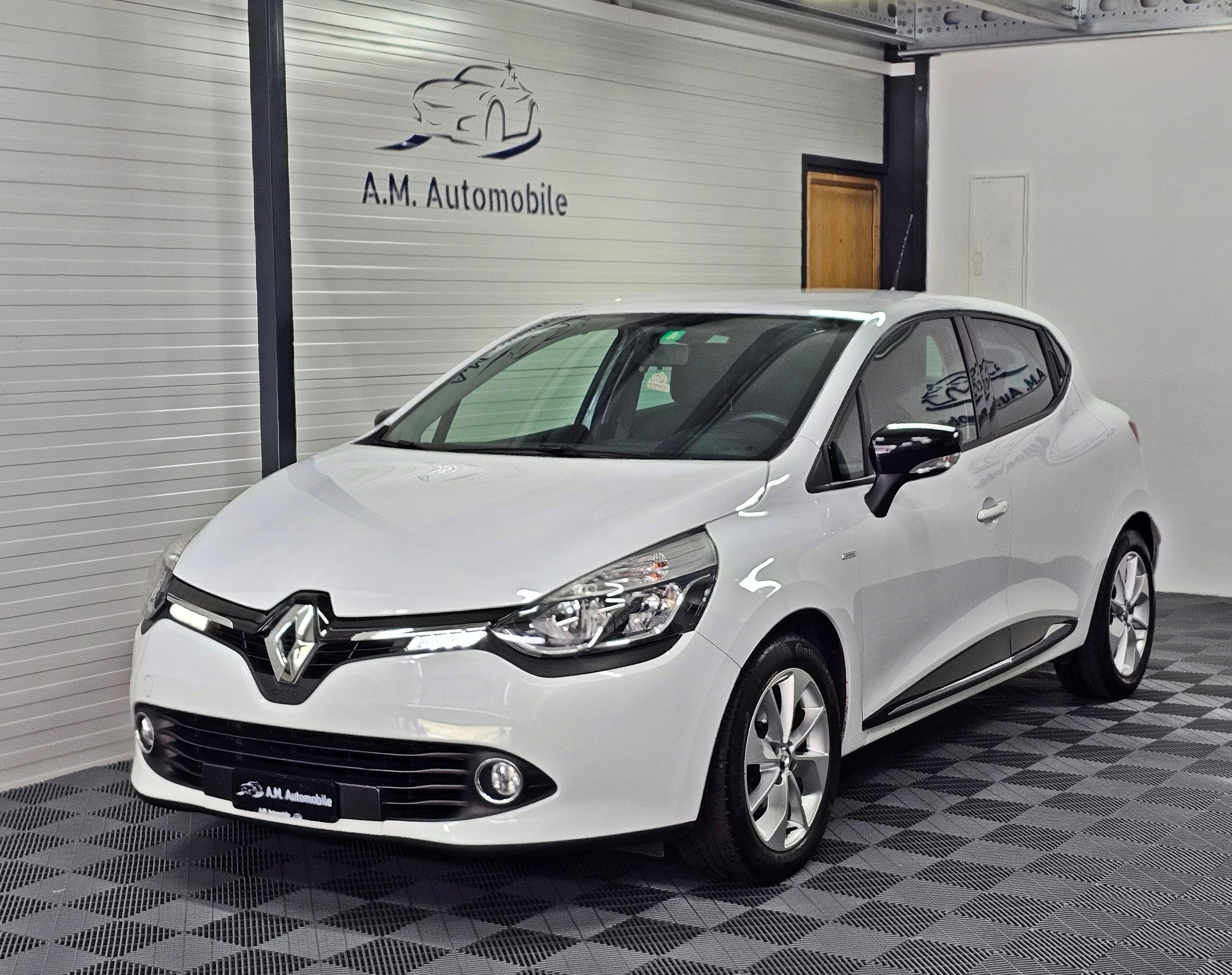 RENAULT Clio 0.9 12V Limited