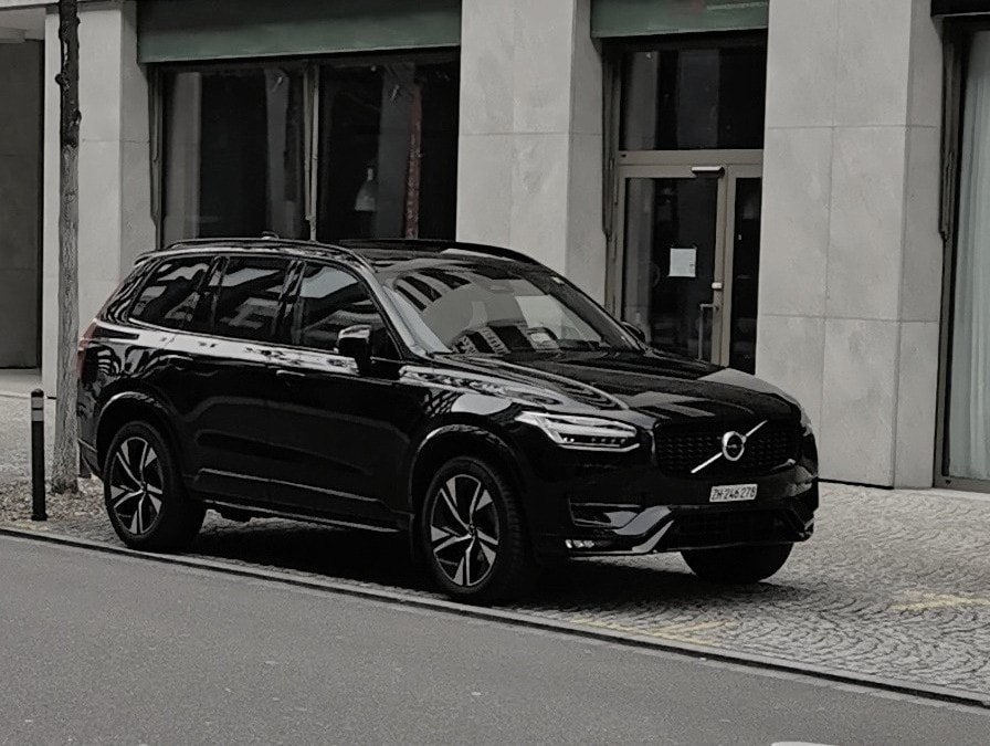 VOLVO XC90 B5 Diesel Mild Hybrid AWD Ultimate Dark Geartronic