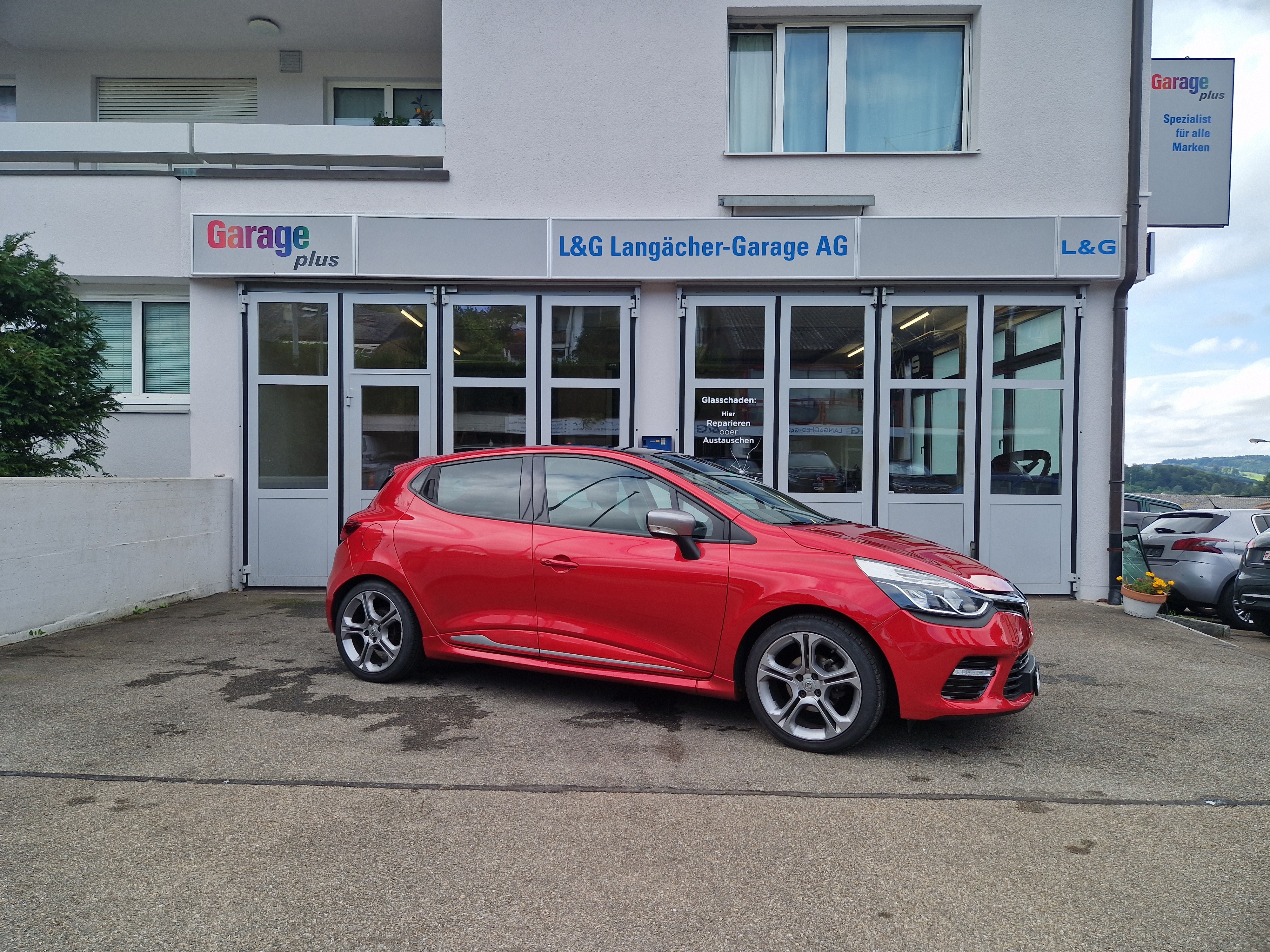 RENAULT Clio 1.2 16V T GT EDC