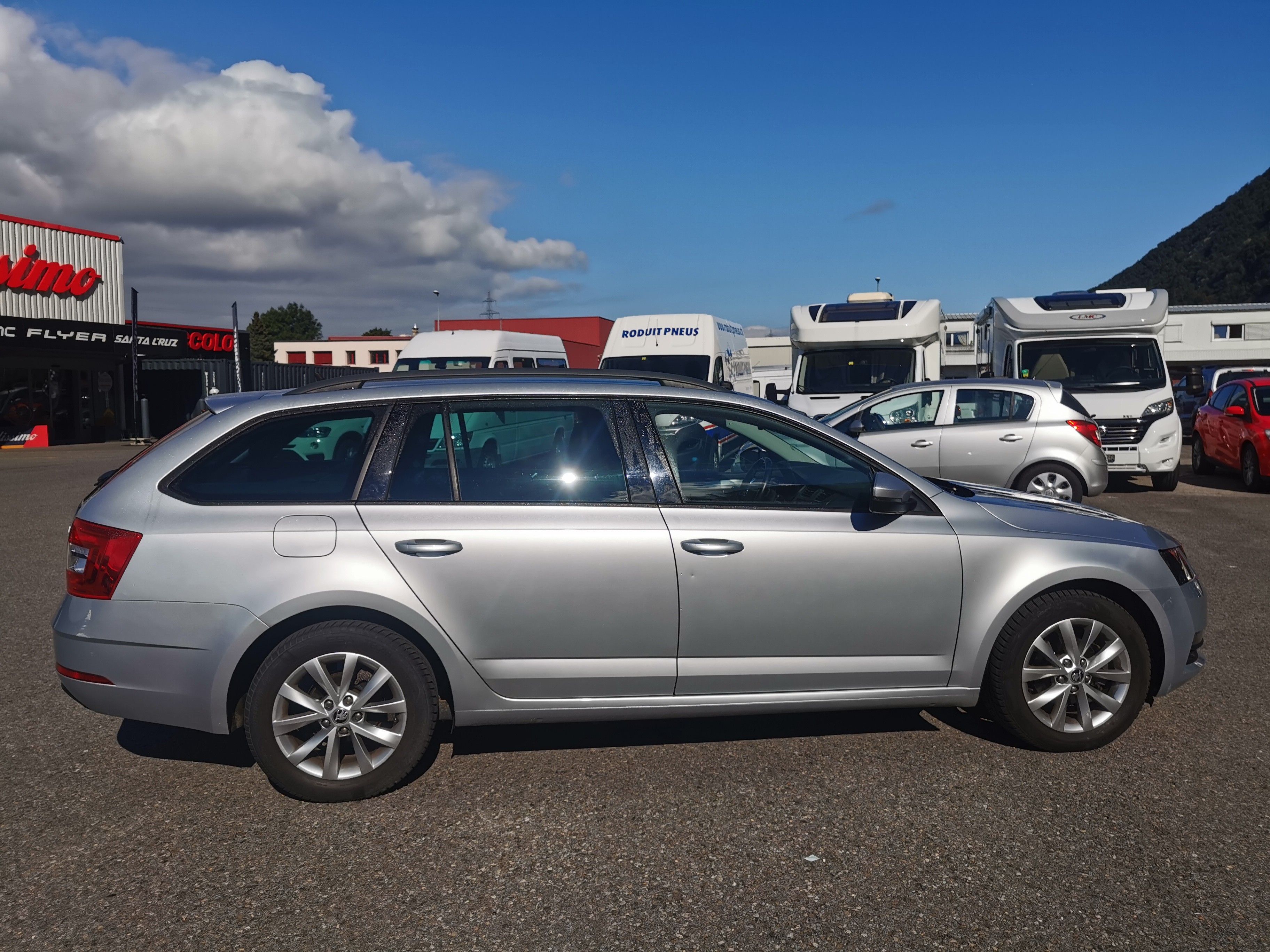 SKODA Octavia Combi 1.6 TDI Ambition DSG