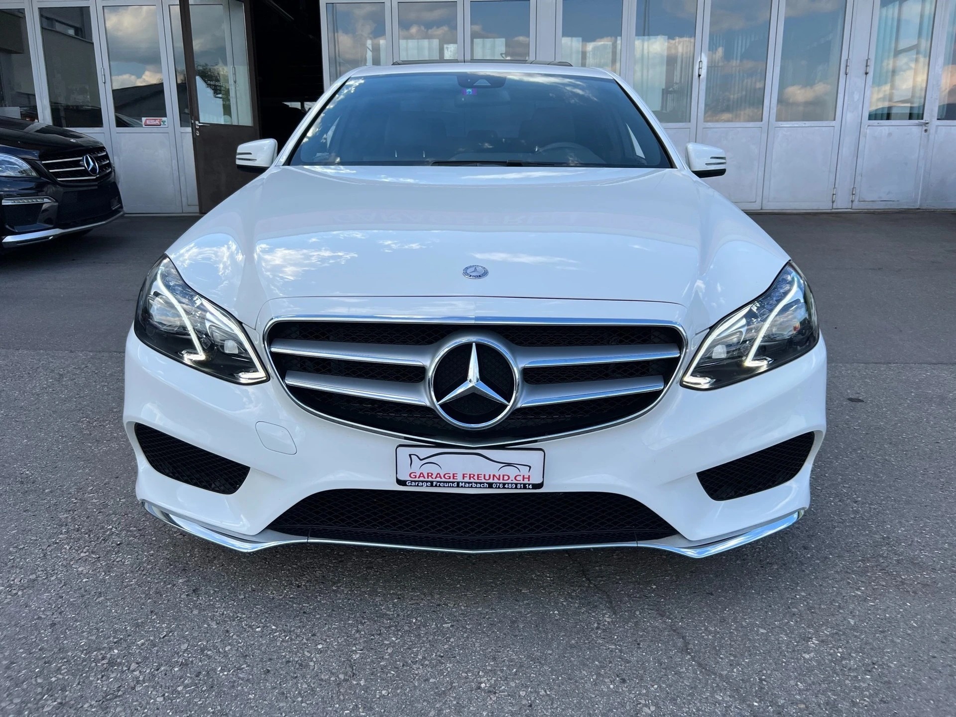 MERCEDES-BENZ E 350 AMG Line 4Matic 7G-Tronic