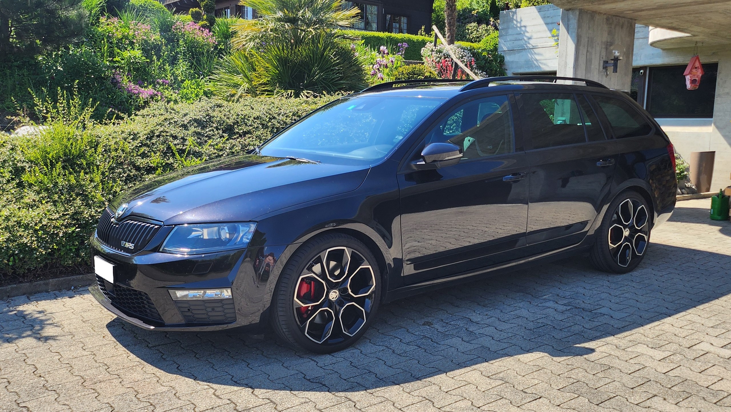 SKODA Octavia Combi 2.0 TSI RS 230 DSG