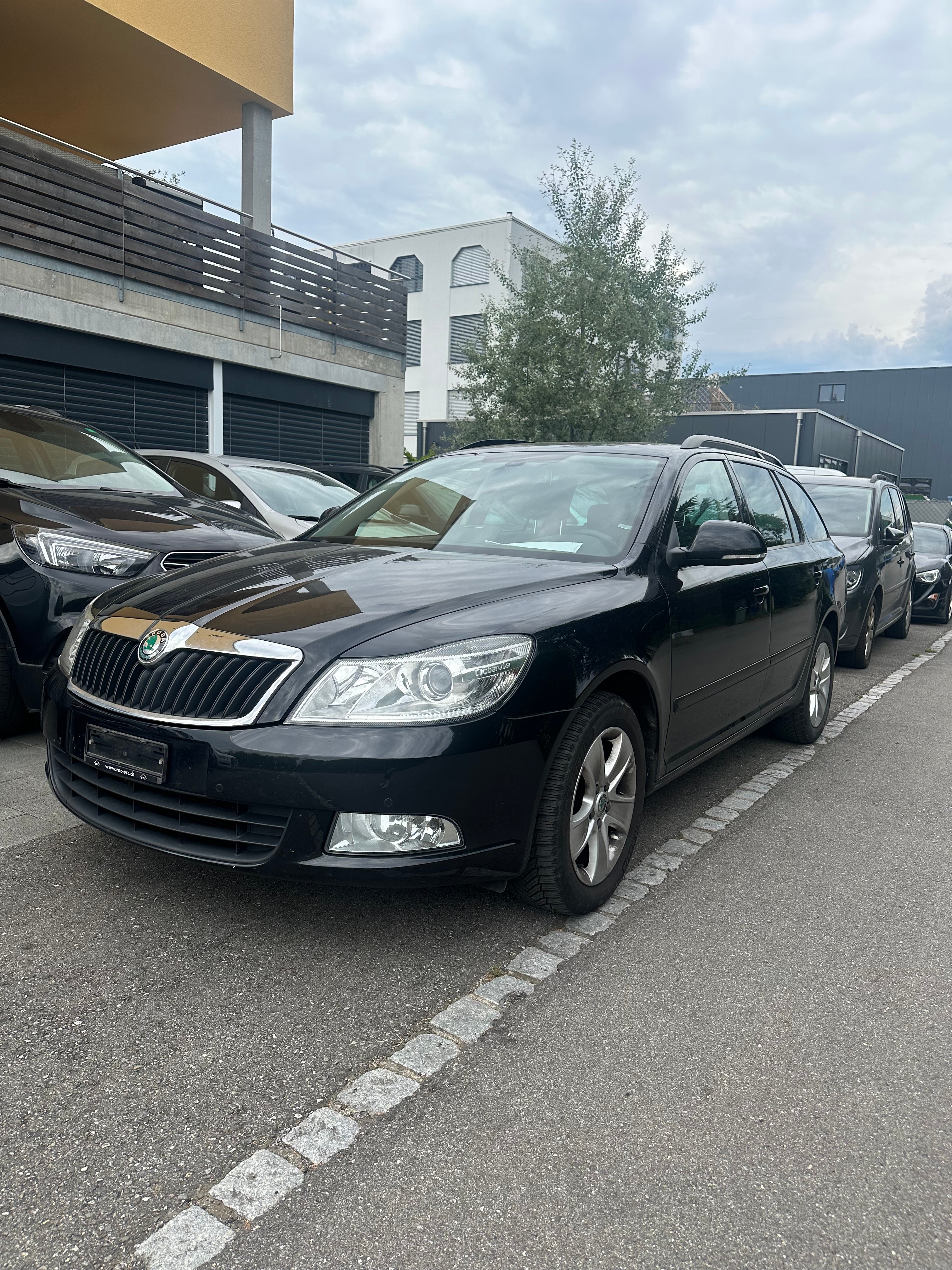 SKODA Octavia Combi 2.0 TDI Laurin & Klement DSG