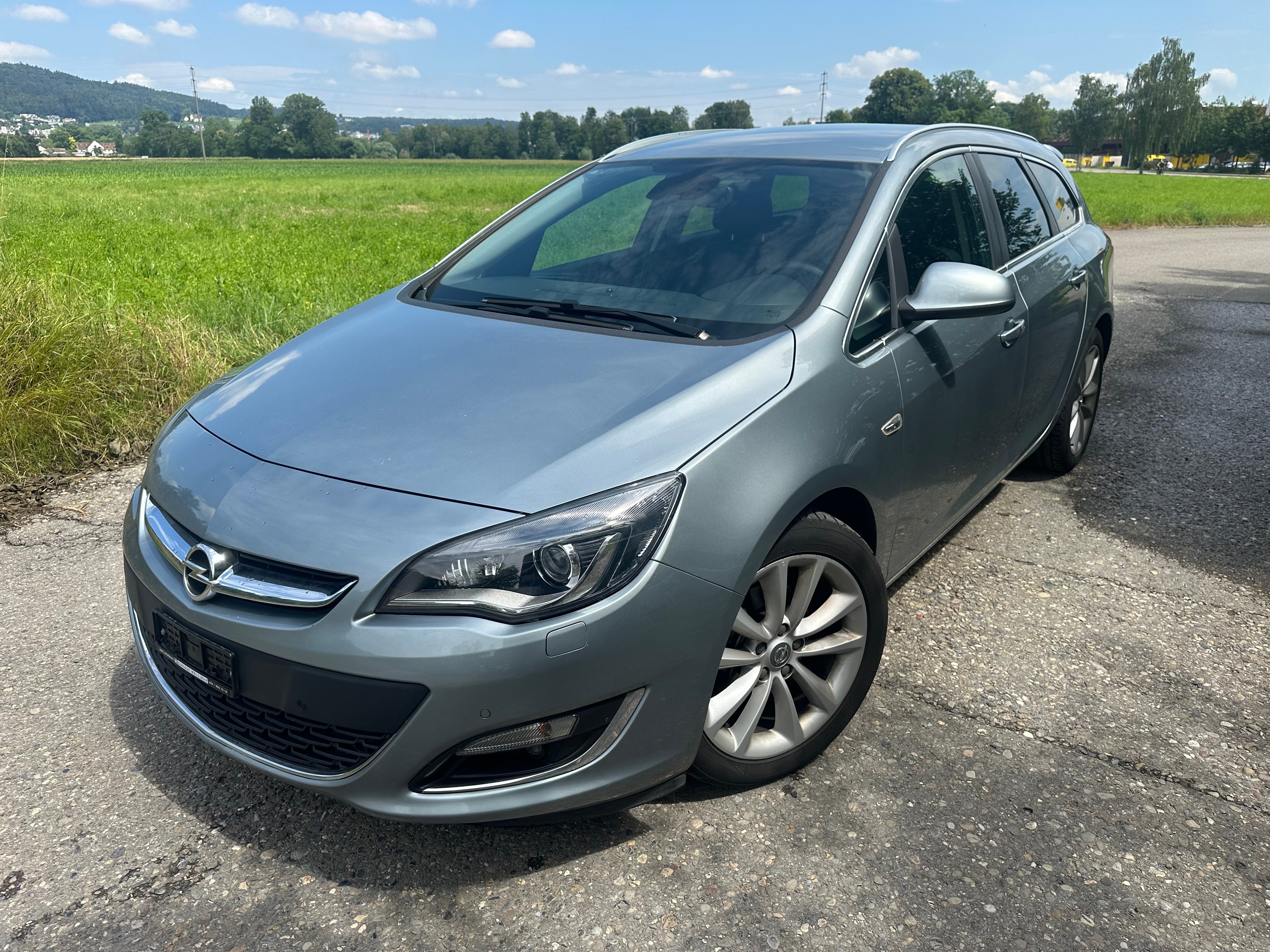 OPEL Astra SportsTourer 1.6i 16V Turbo Cosmo