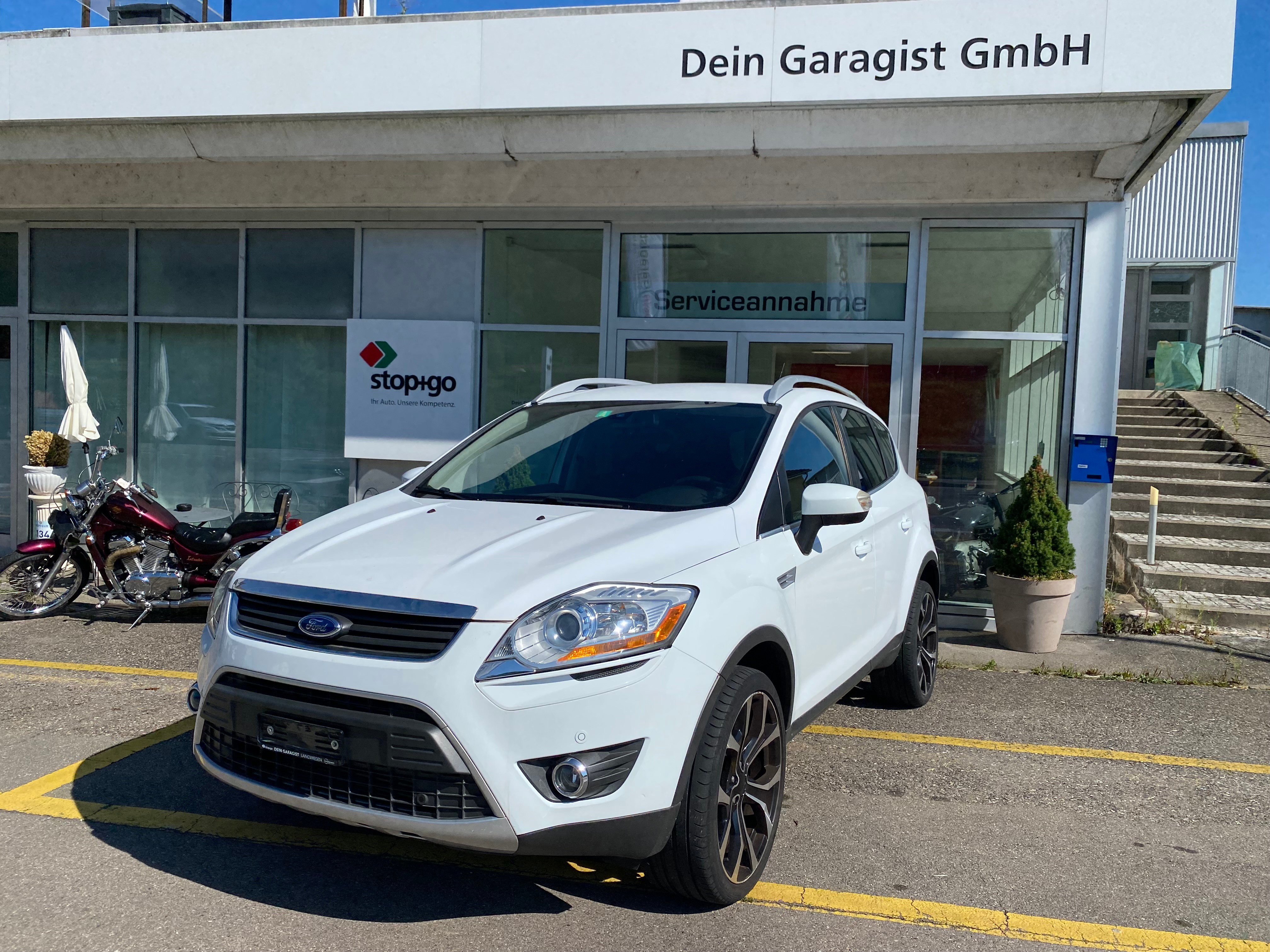 FORD Kuga 2.5 Turbo Titanium 4WD Automatic