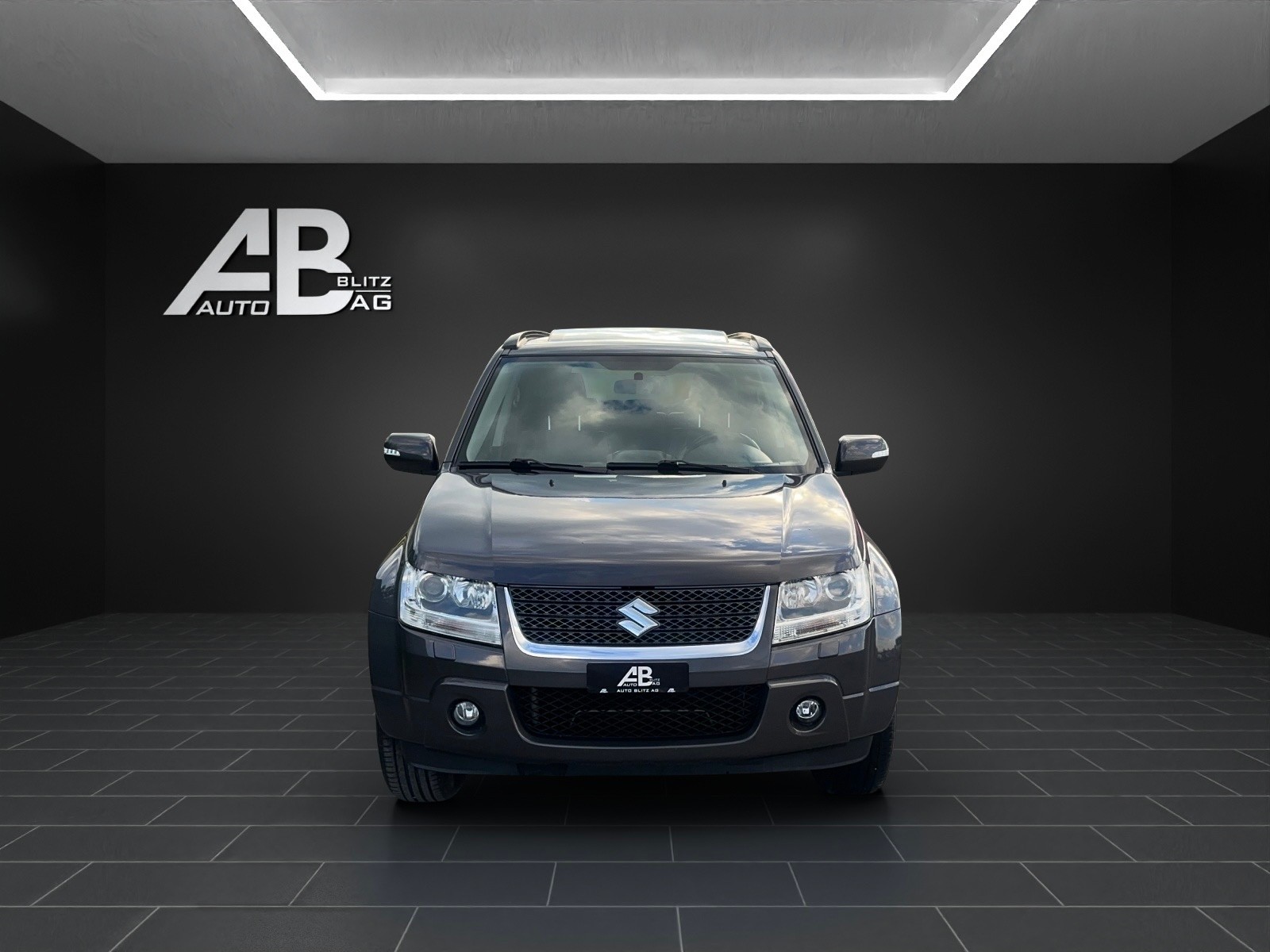 SUZUKI Grand Vitara 3.2 24V V6 GL Top