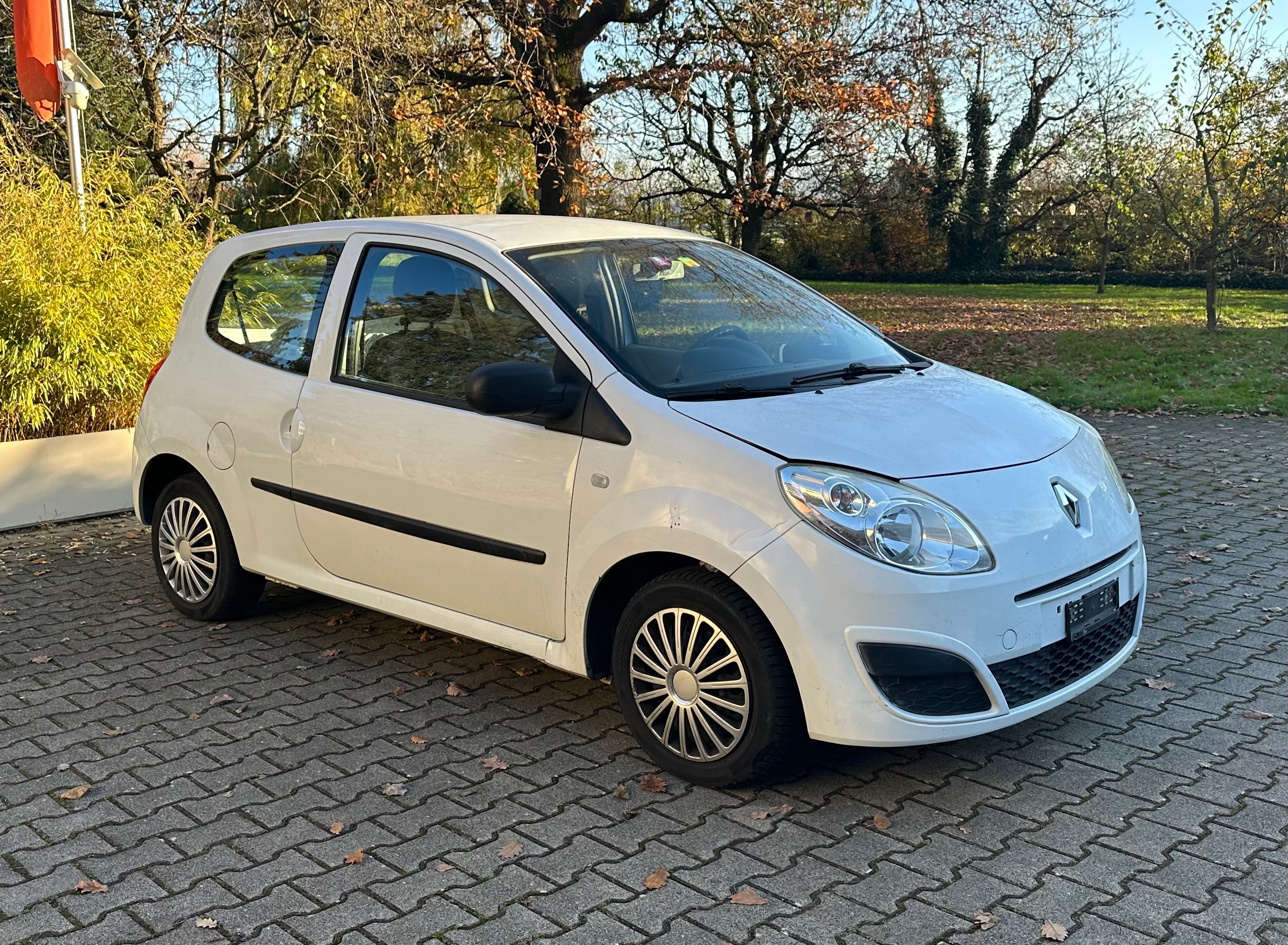 RENAULT Twingo 1.2 Authentique