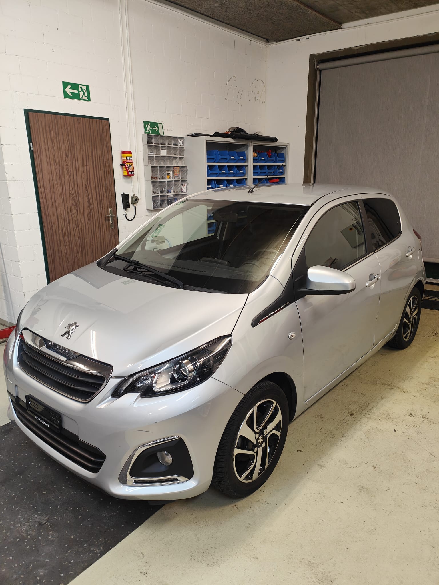 PEUGEOT 108 e-1.0 VTi Stop&Start Active Top