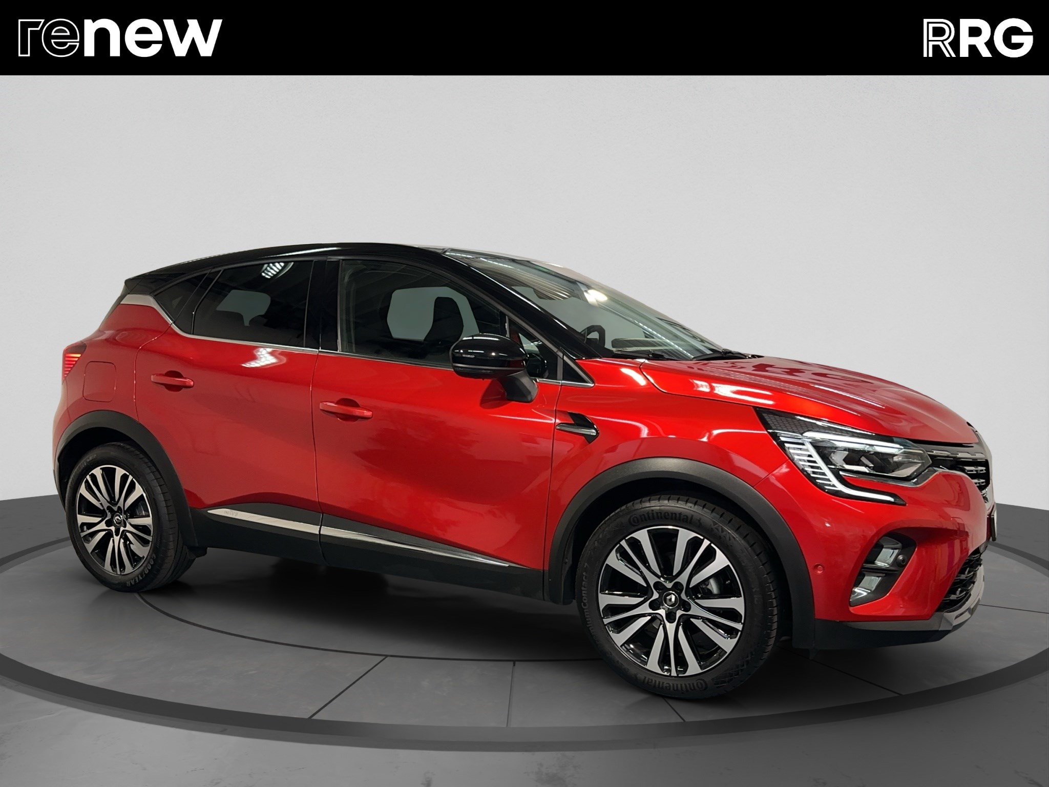 RENAULT Captur 1.3 TCe Initiale EDC