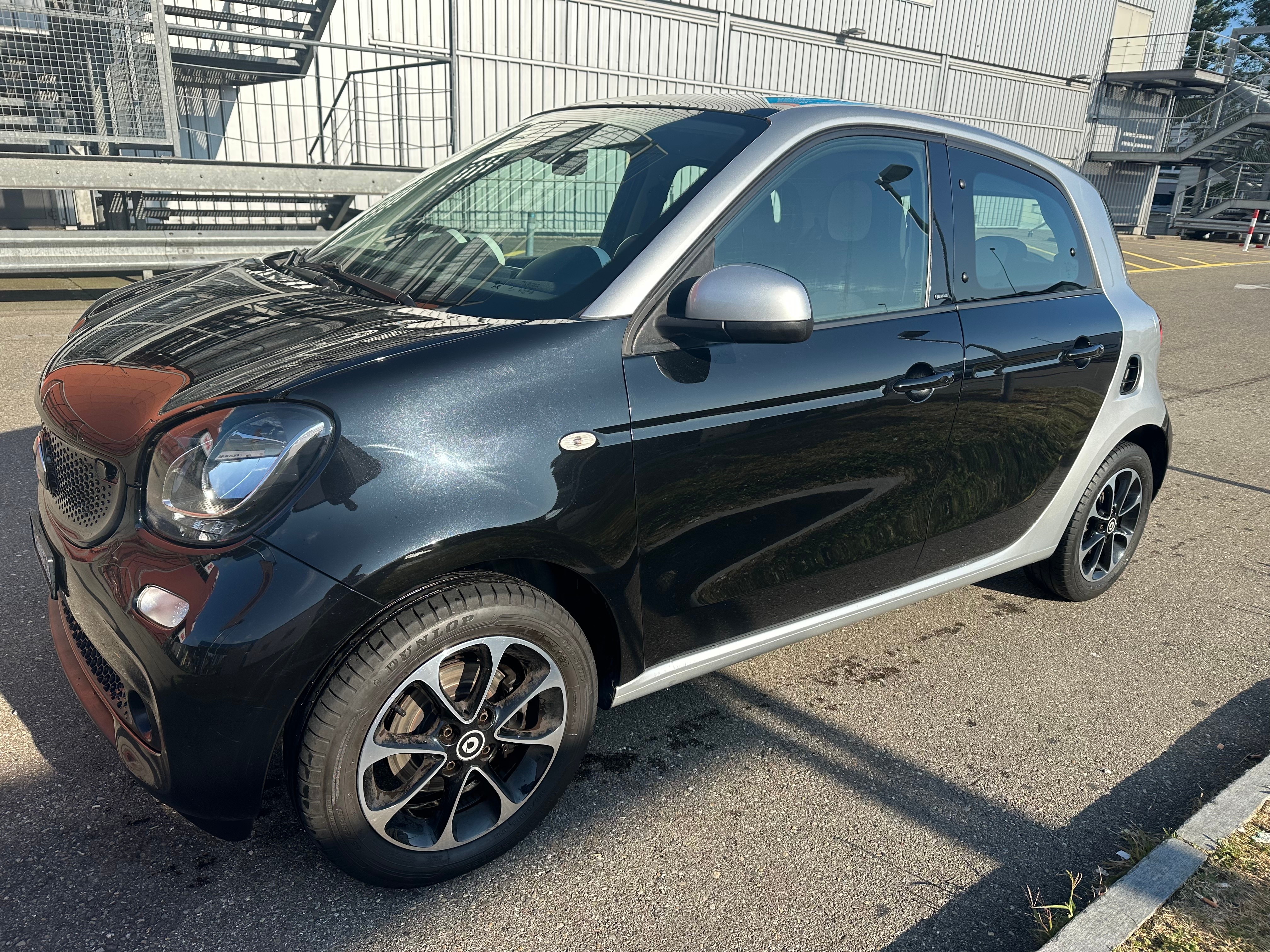 SMART forfour edition # 1