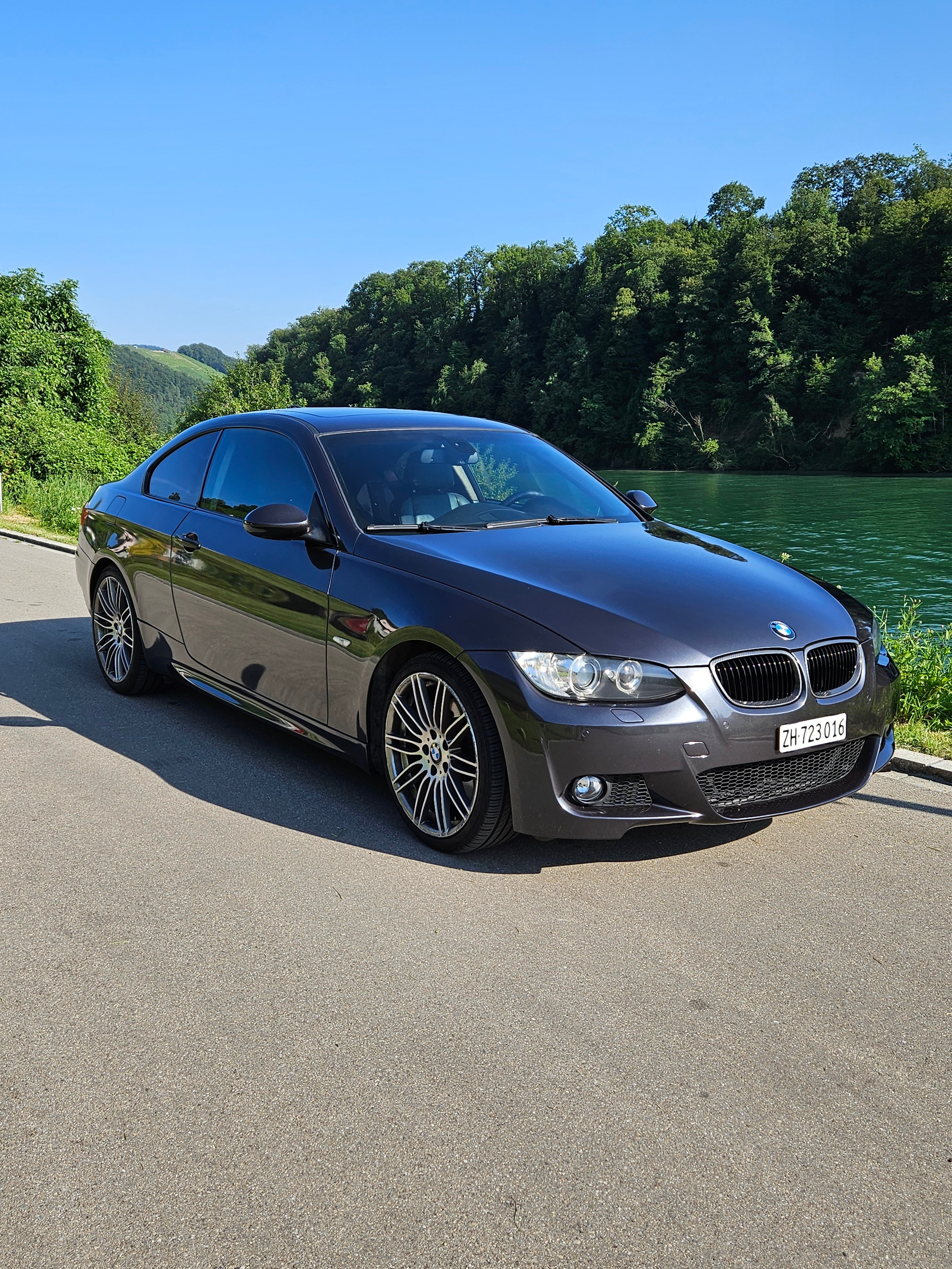 BMW 325i