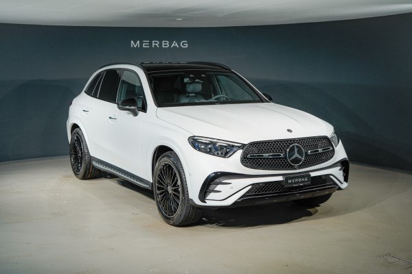 MERCEDES-BENZ GLC 300 d 4M 9G-Tronic