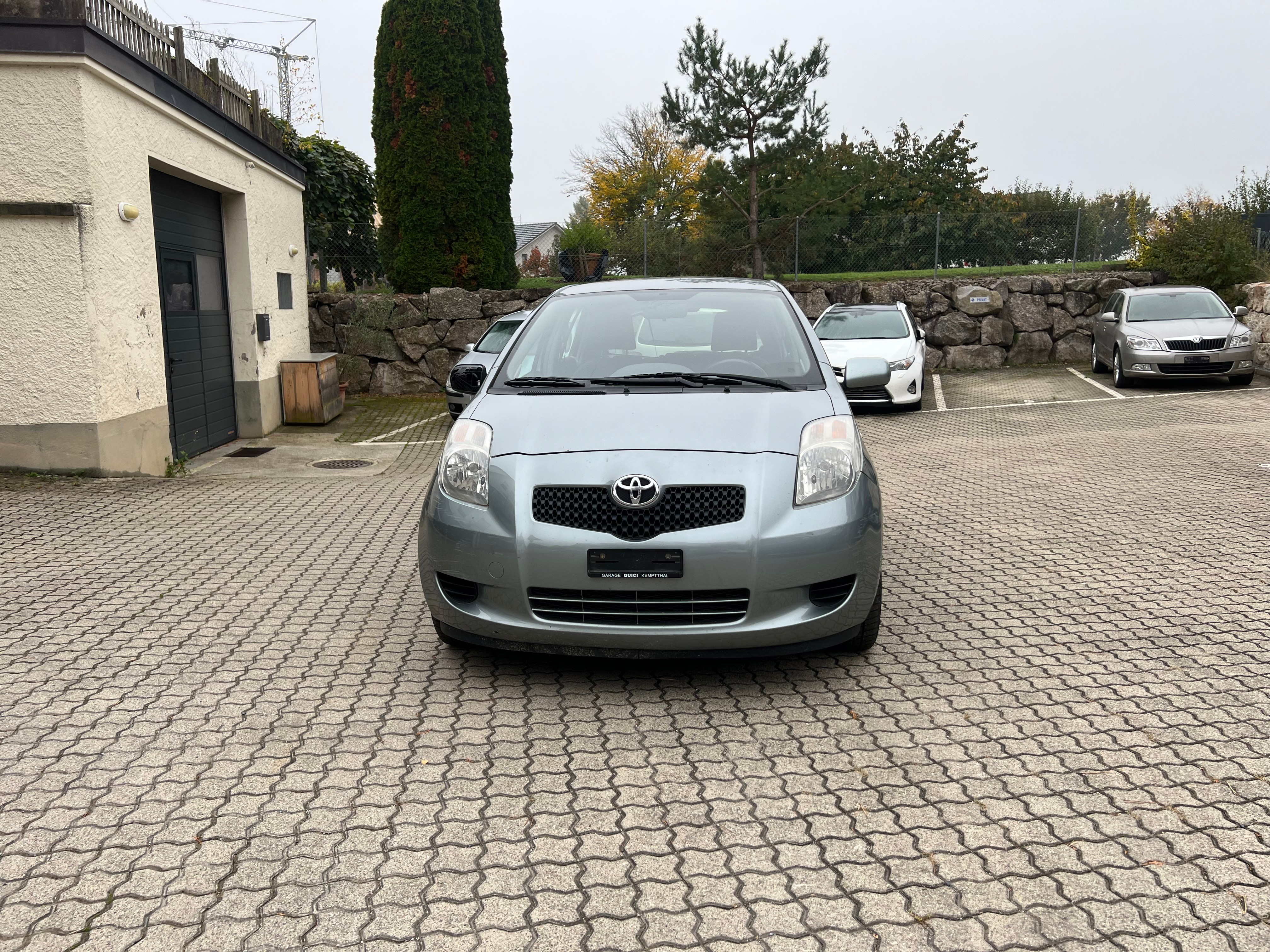 TOYOTA Yaris 1.3 Linea Sol