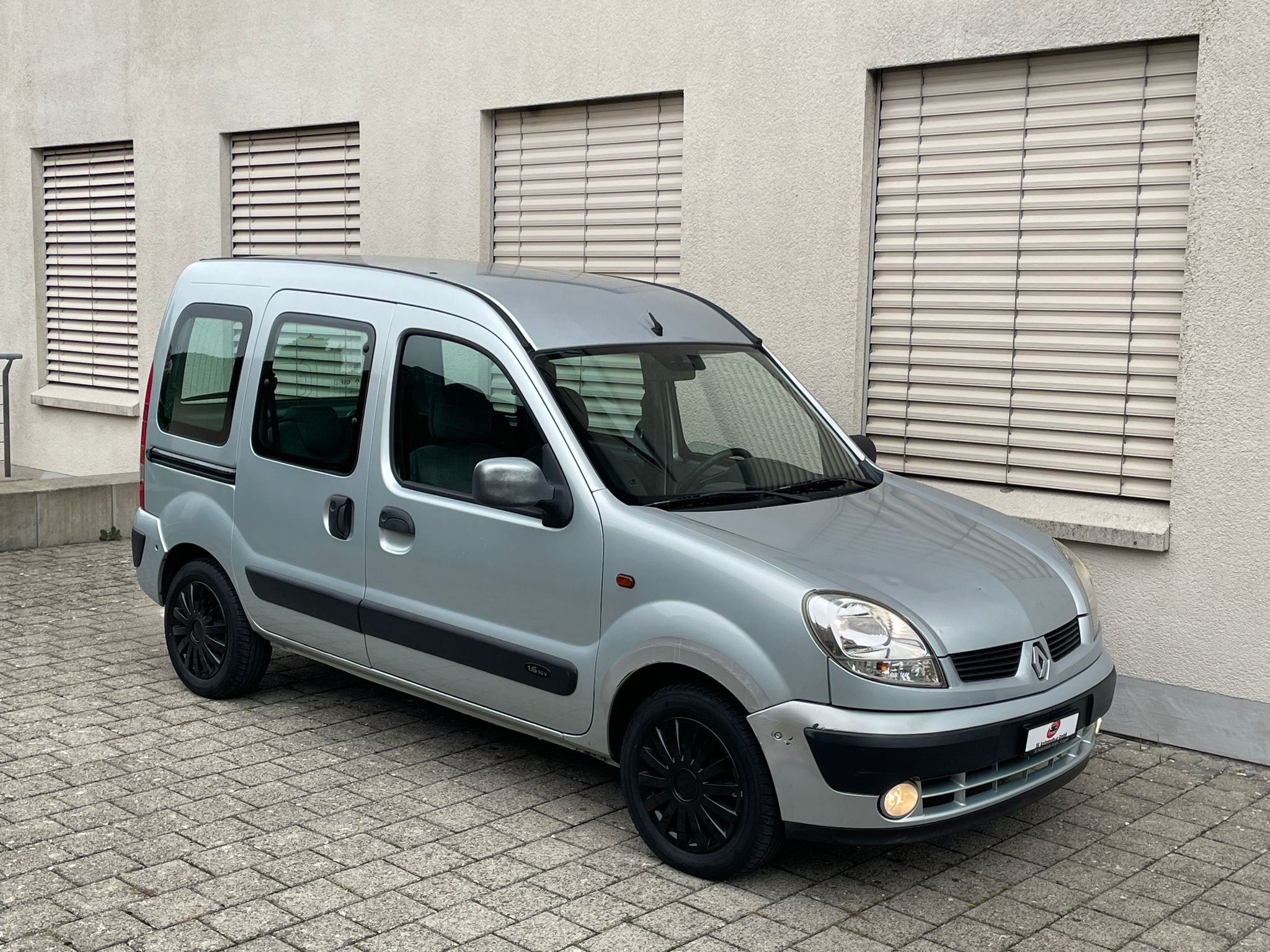 RENAULT Kangoo 1.6 16V Privilège Automatic