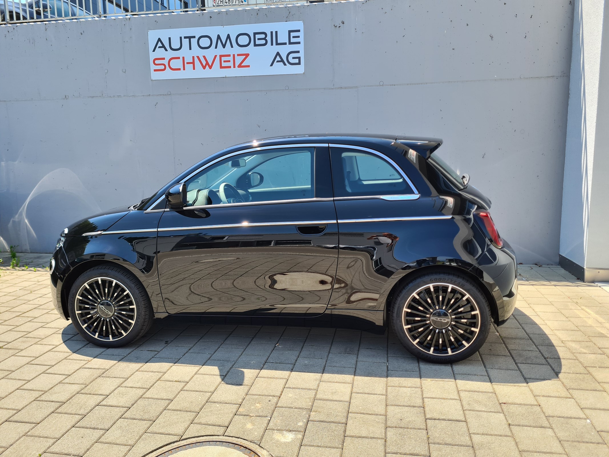 FIAT 500 electric 87 kW La Prima By Bocelli Top