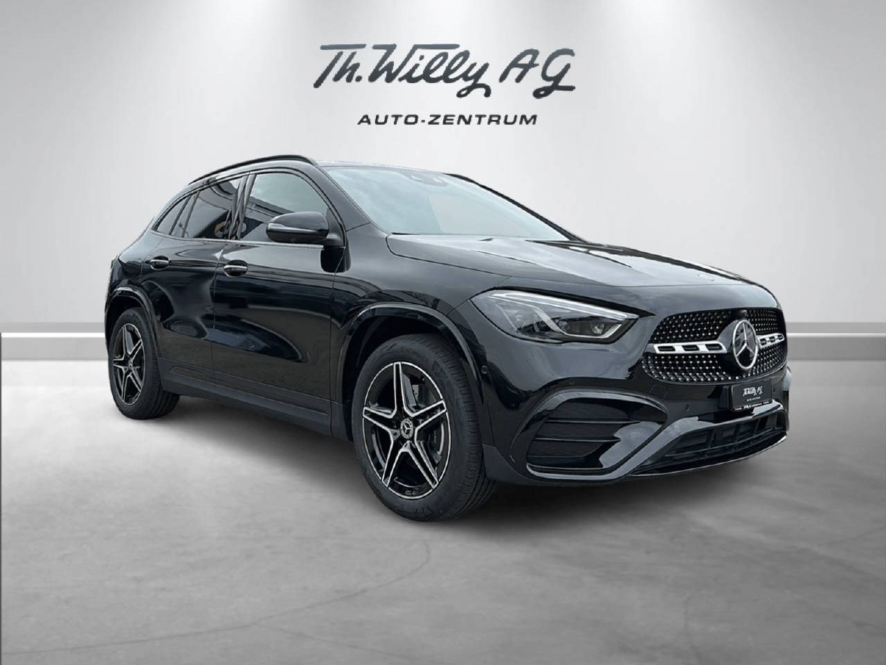 MERCEDES-BENZ GLA 220 d AMG Line 4matic