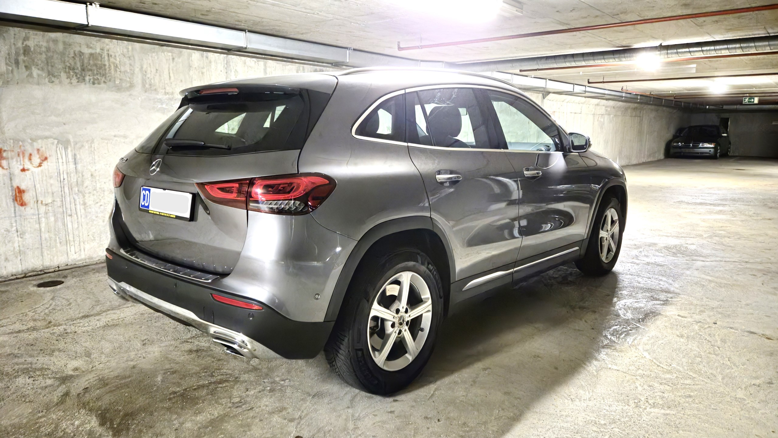 MERCEDES-BENZ GLA 250 Progressive 8G-DCT