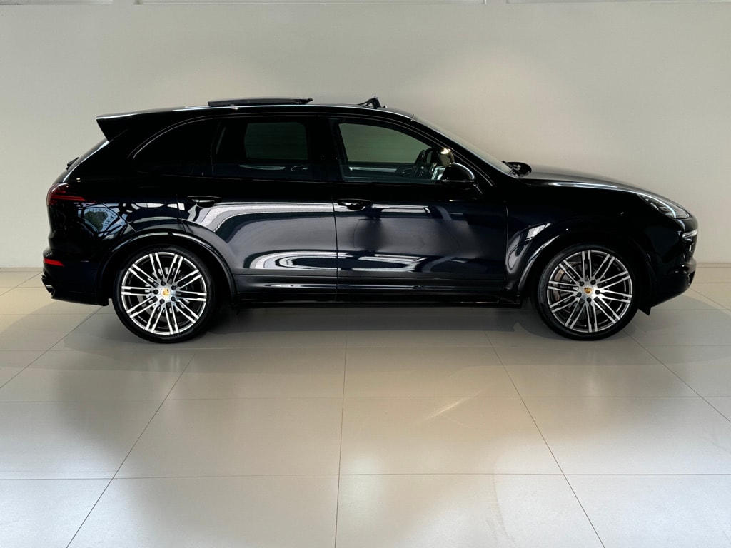 PORSCHE Cayenne Diesel ***GTS Packet*** Platinum Edition CH