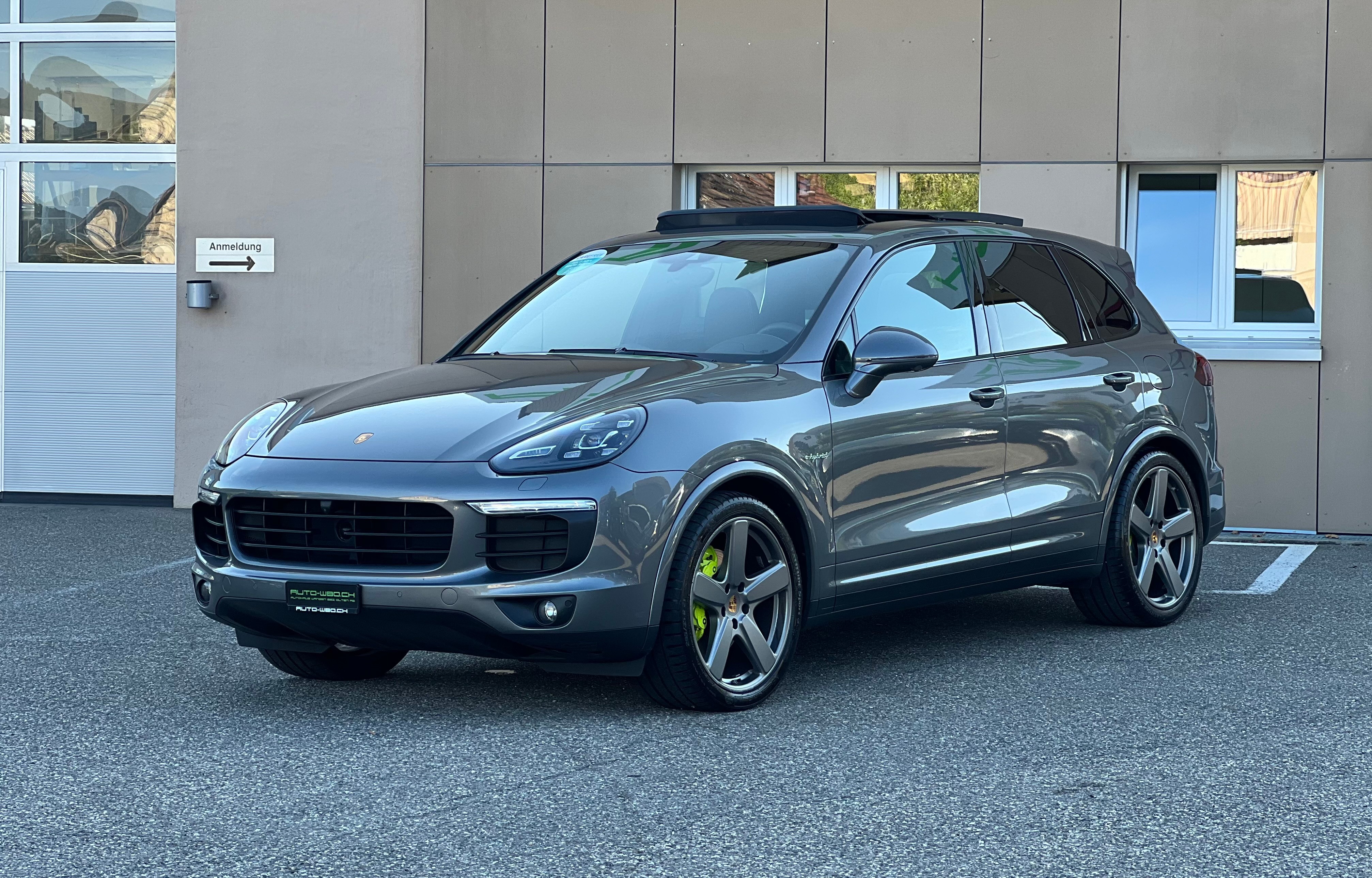 PORSCHE Cayenne S E-Hybrid