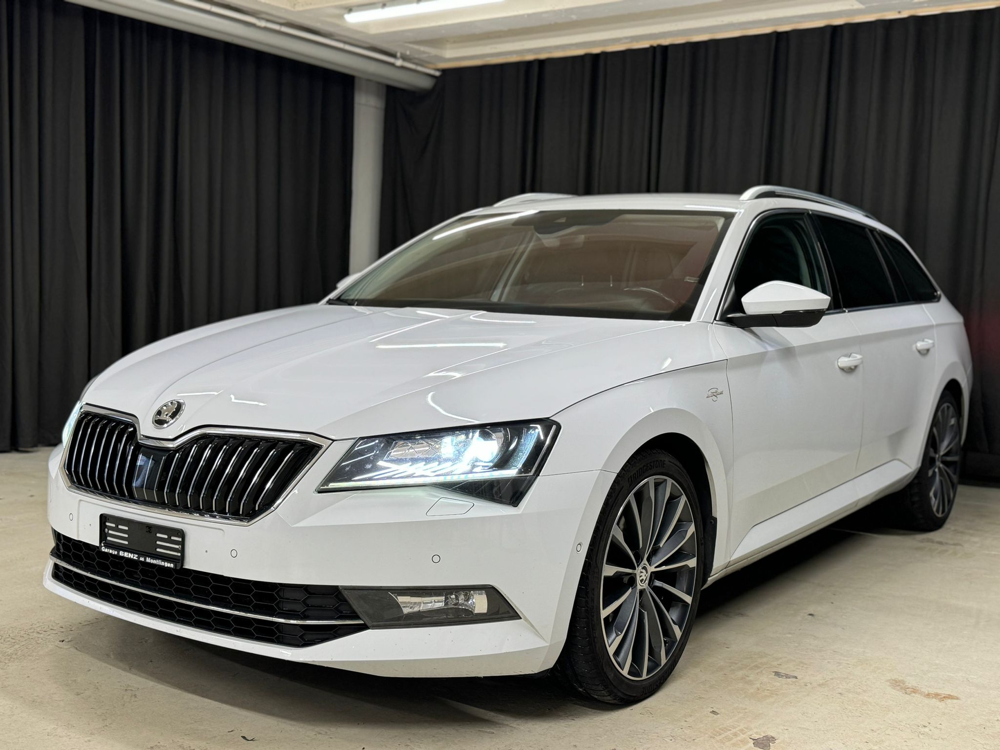 SKODA Superb Combi 2.0 TDi L&K 4x4 DSG