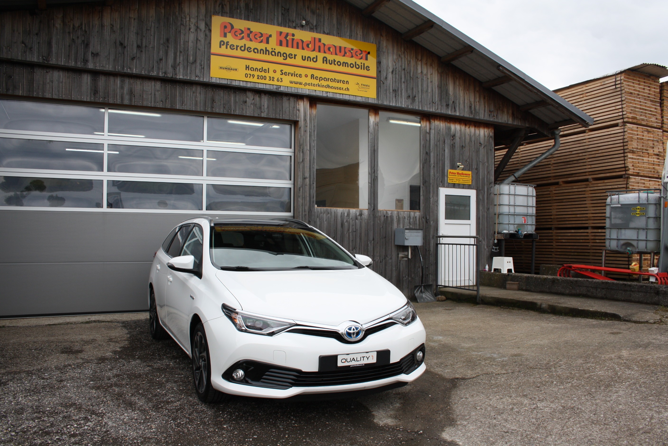 TOYOTA Auris Touring Sports 1.8 HSD Style e-CVT