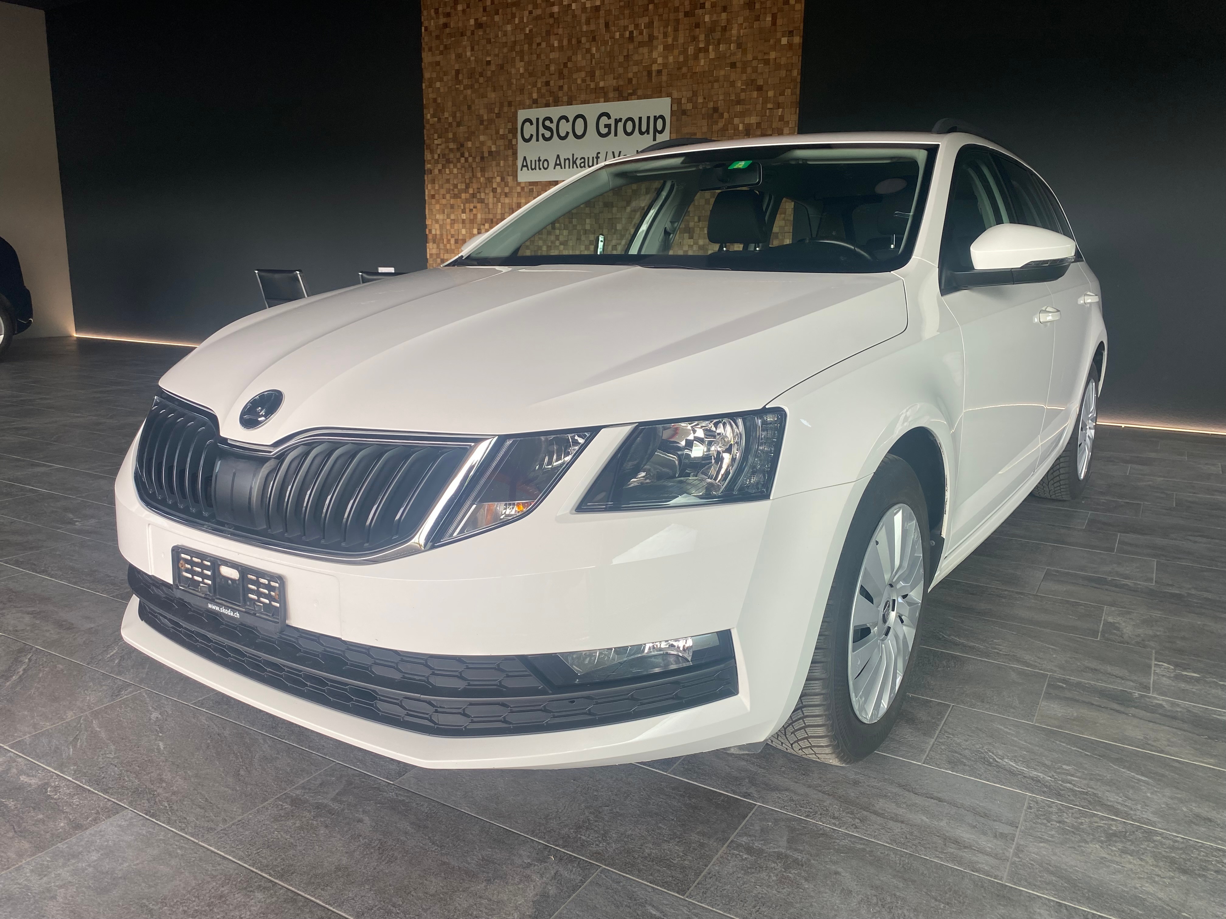 SKODA Octavia Combi 1.6 TDI Ambition