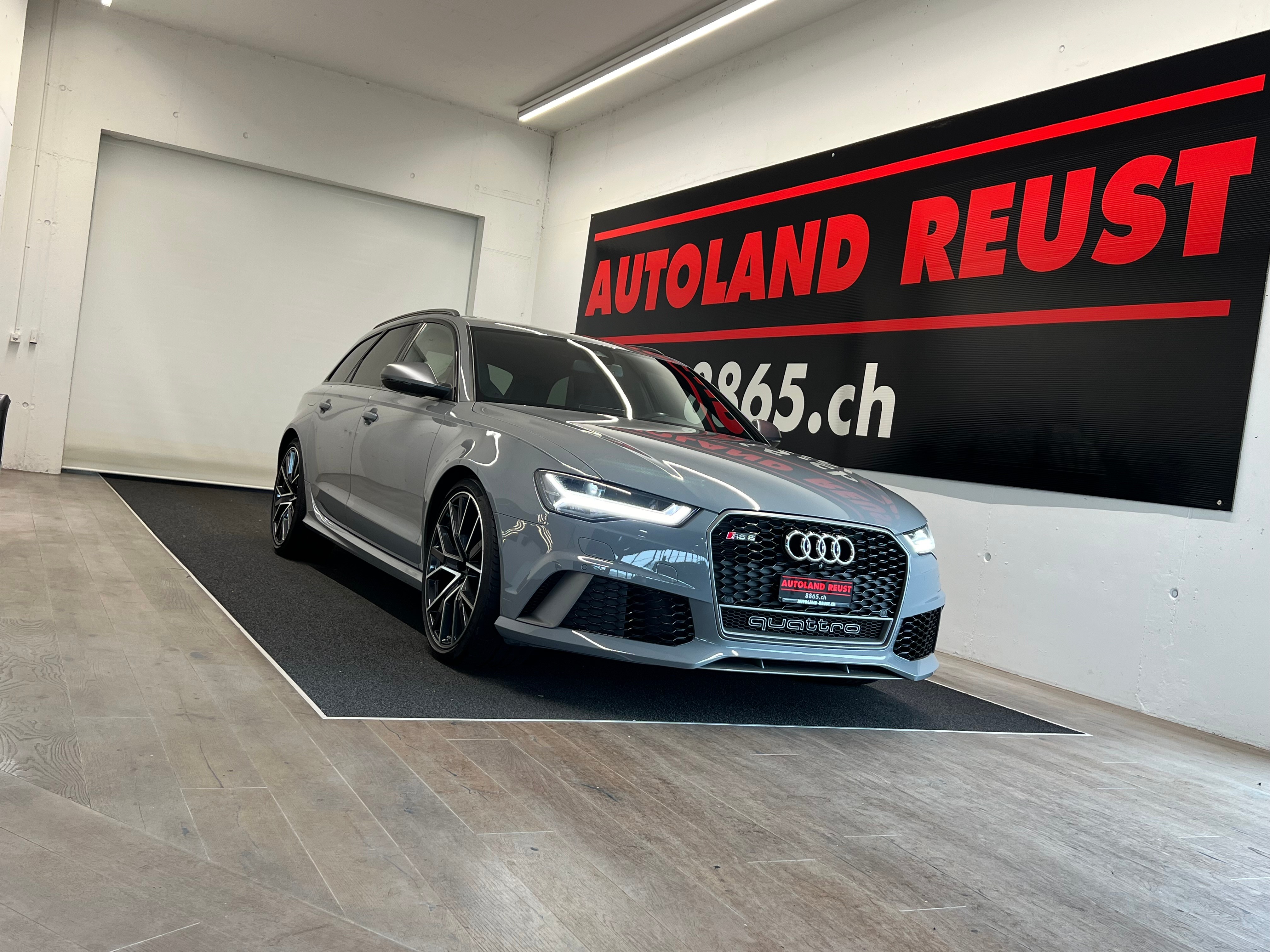 AUDI RS6 Avant 4.0 TFSI V8 performance quattro