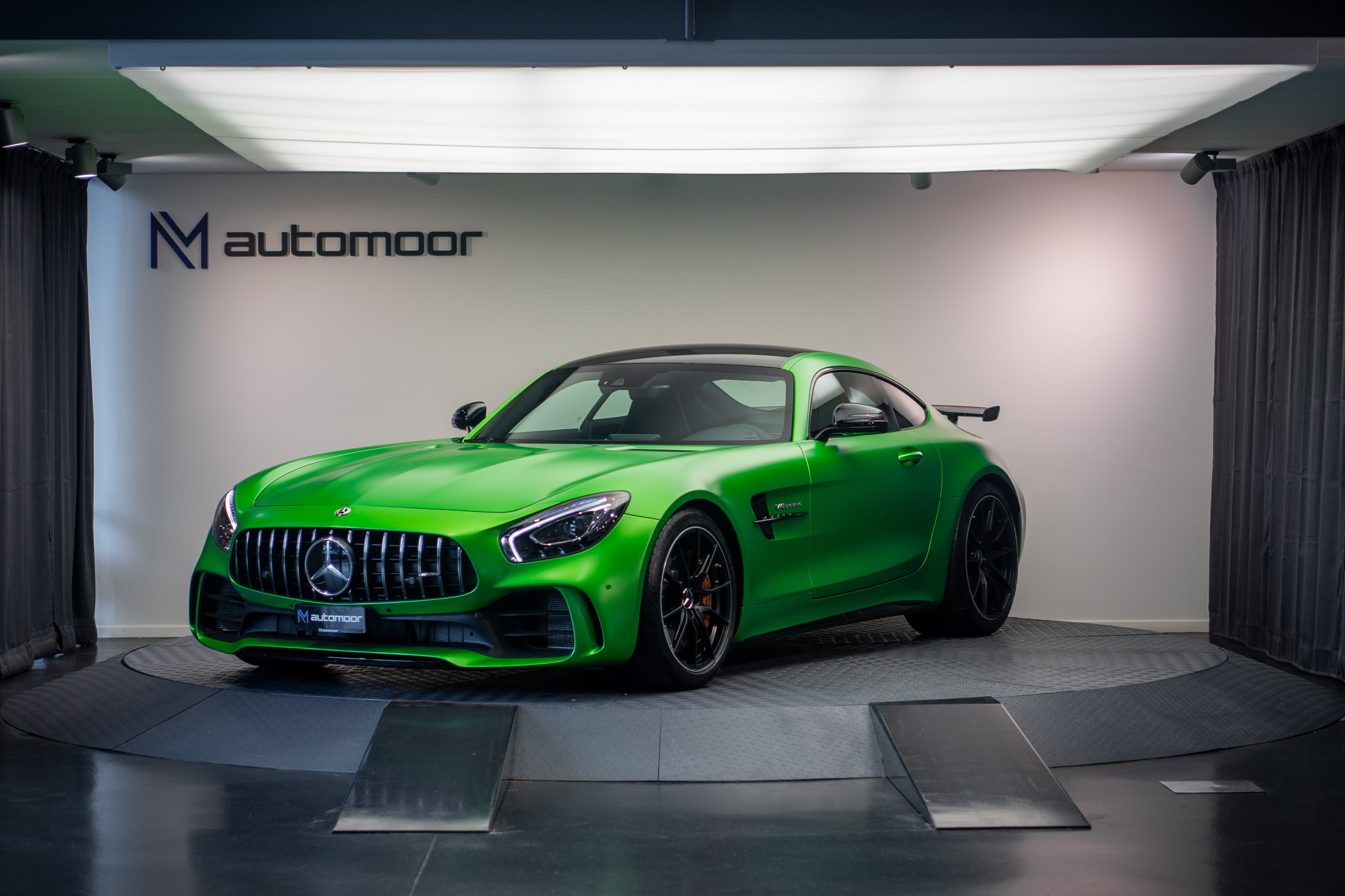 MERCEDES-BENZ AMG GT R Speedshift DCT *ohne OPF* *Green Hell Magno*