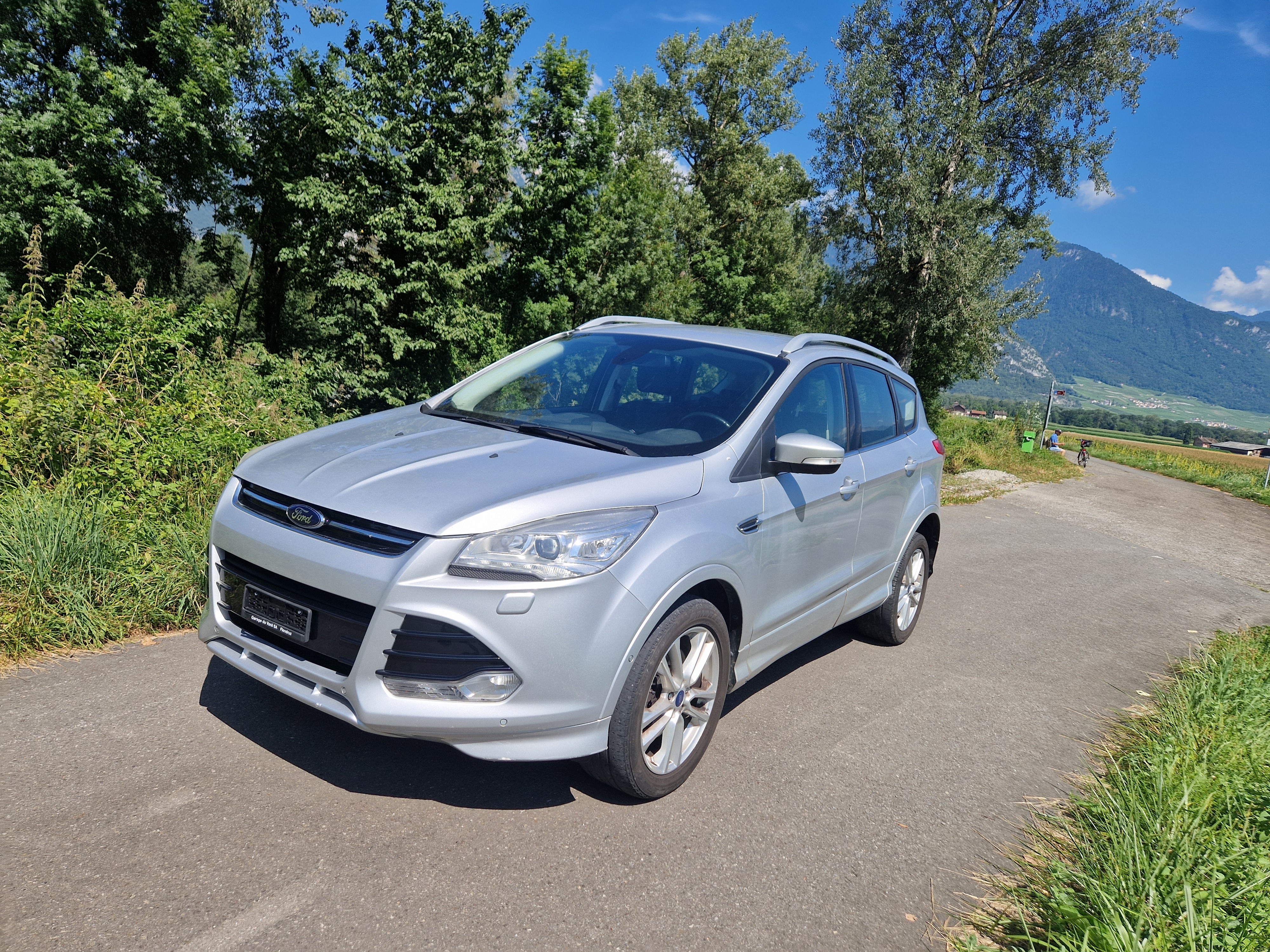 FORD KUGA