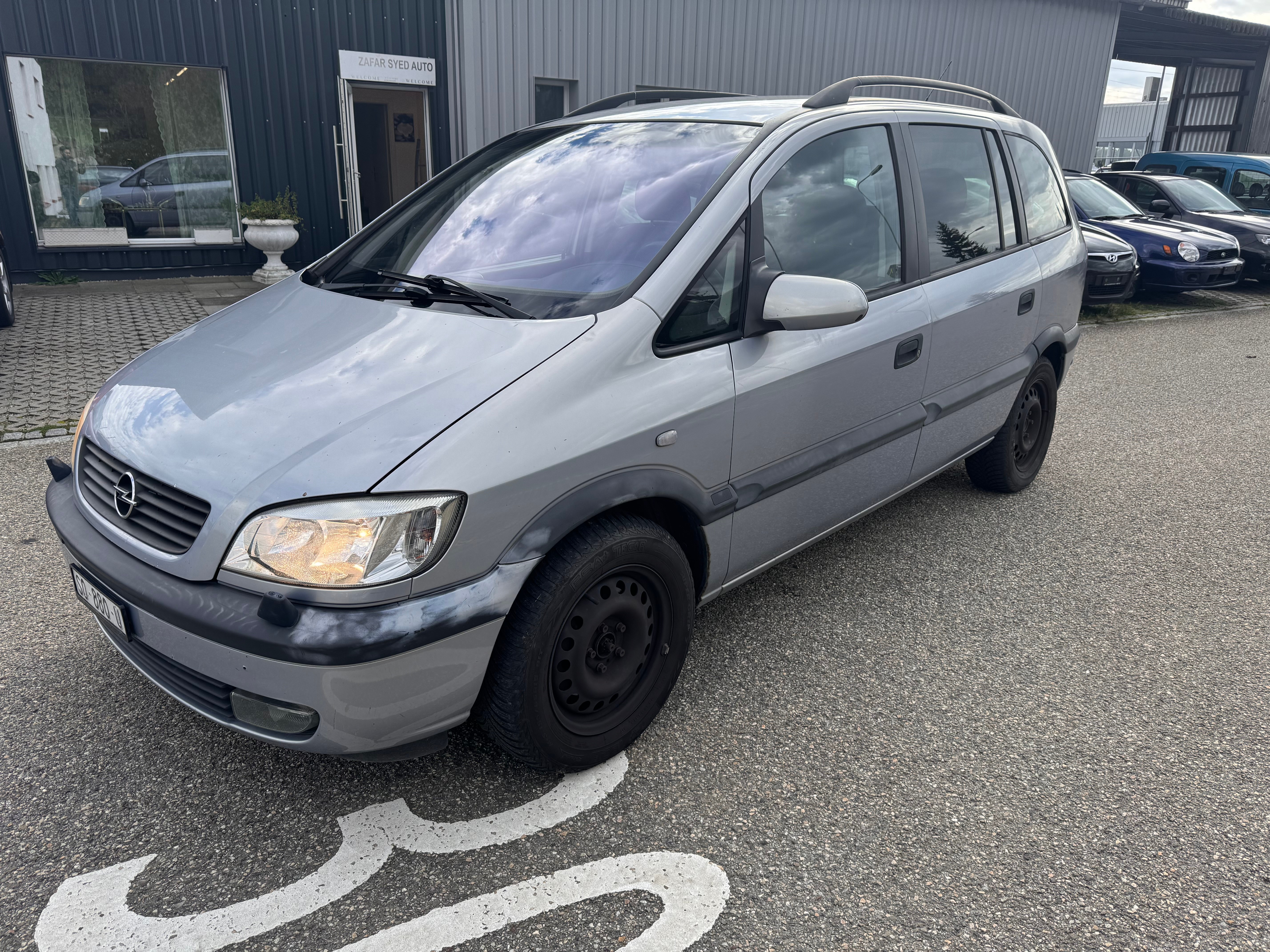 OPEL Zafira 1.8i 16V Club