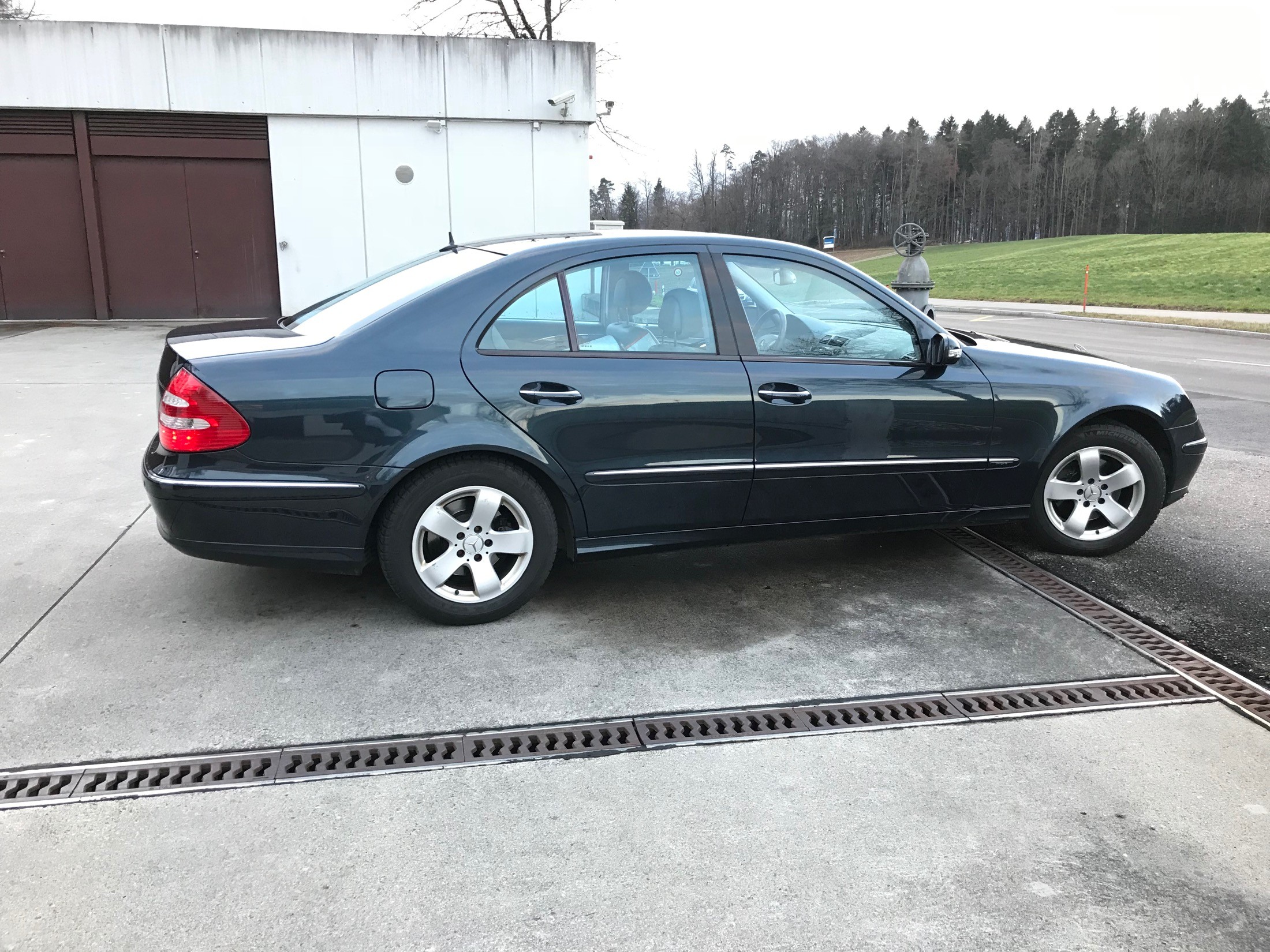 MERCEDES-BENZ E 280 Avantgarde 4Matic Automatic