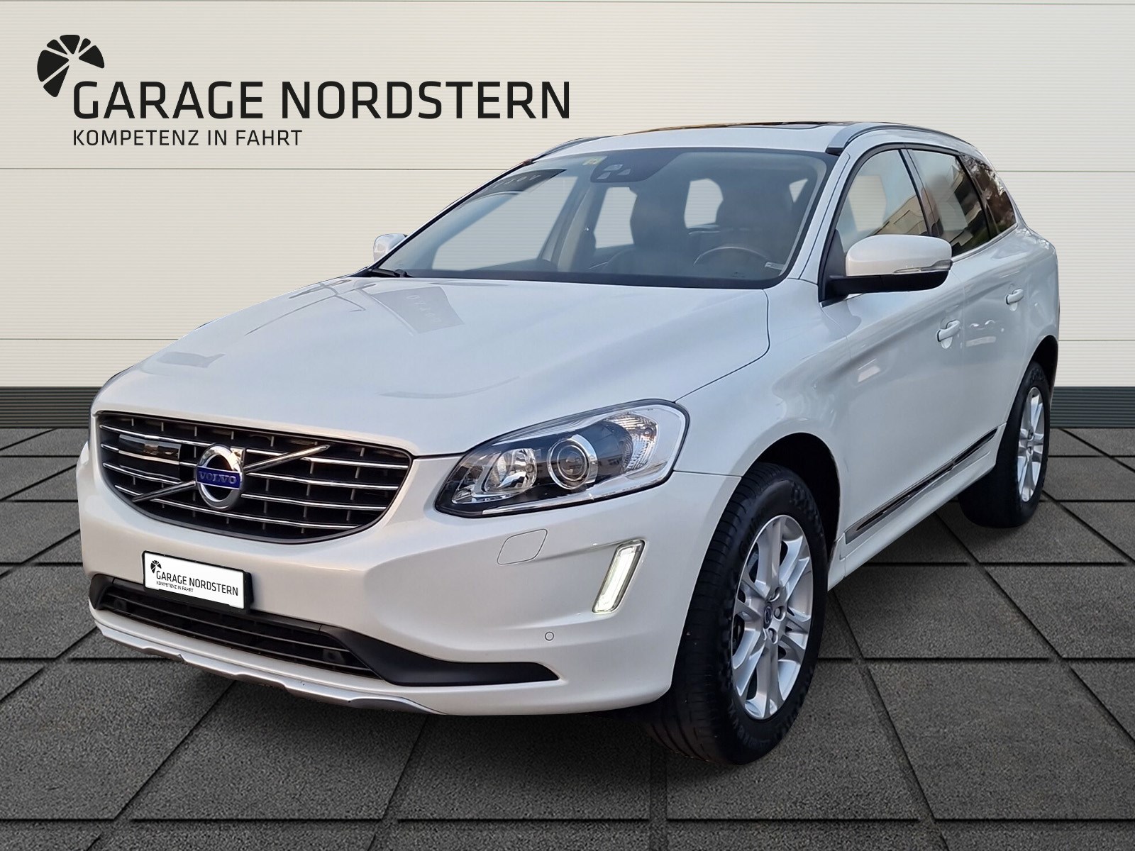 VOLVO XC60 2.4 D5 Summum AWD