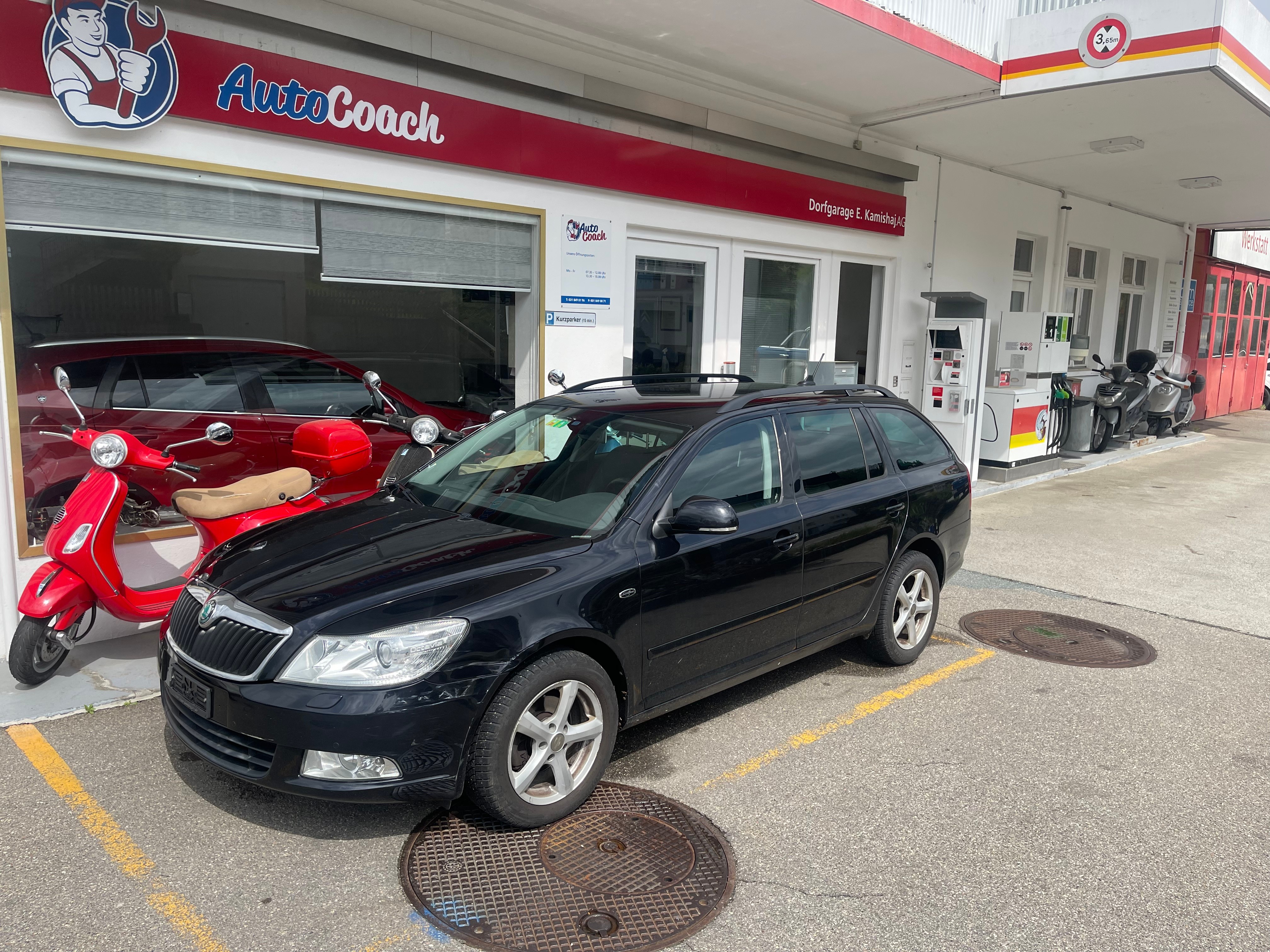 SKODA Octavia Combi 2.0 TDI Elegance 4x4 DSG