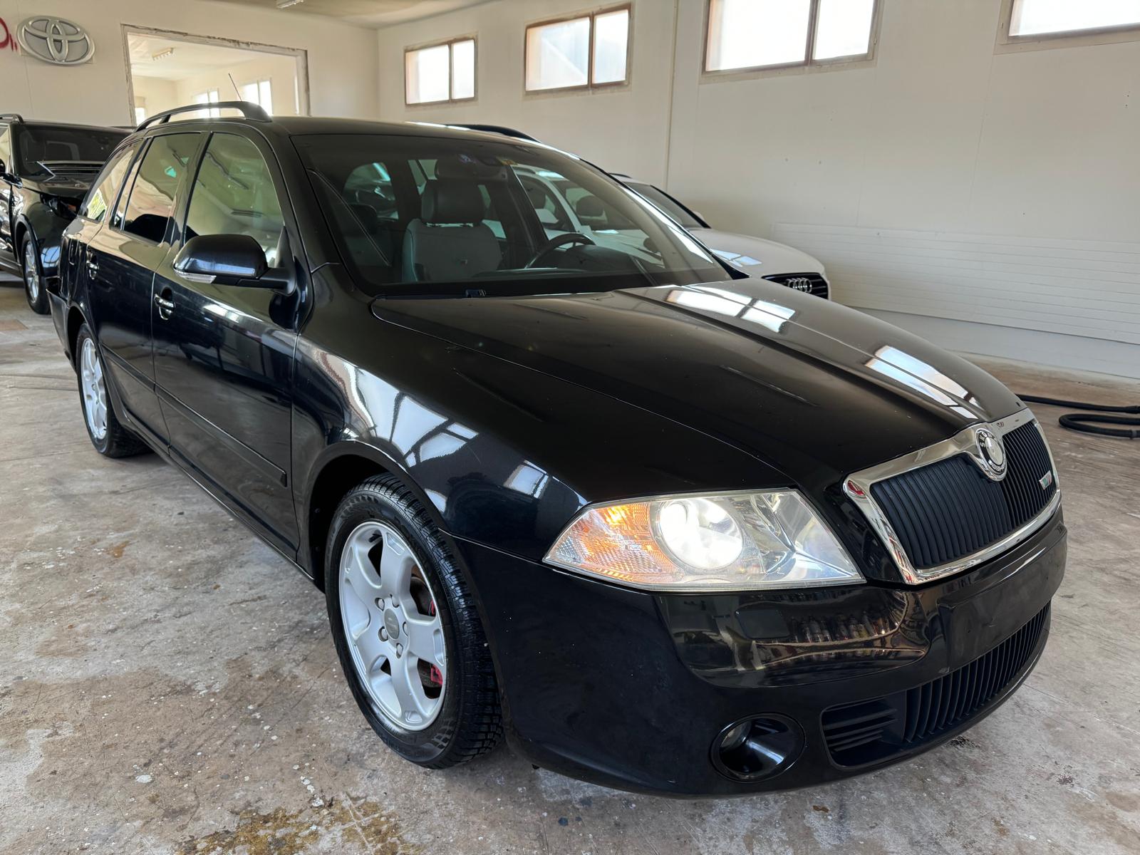 SKODA Octavia 2.0 TFSI RS