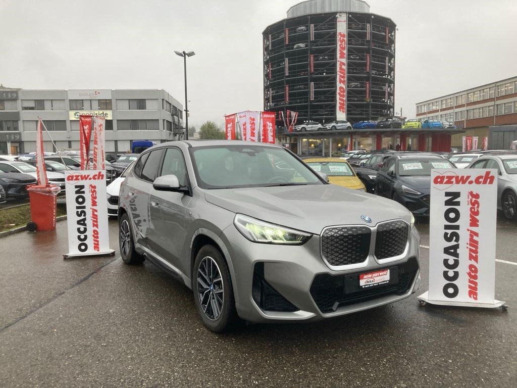 BMW iX1 xDrive 30 M Sport