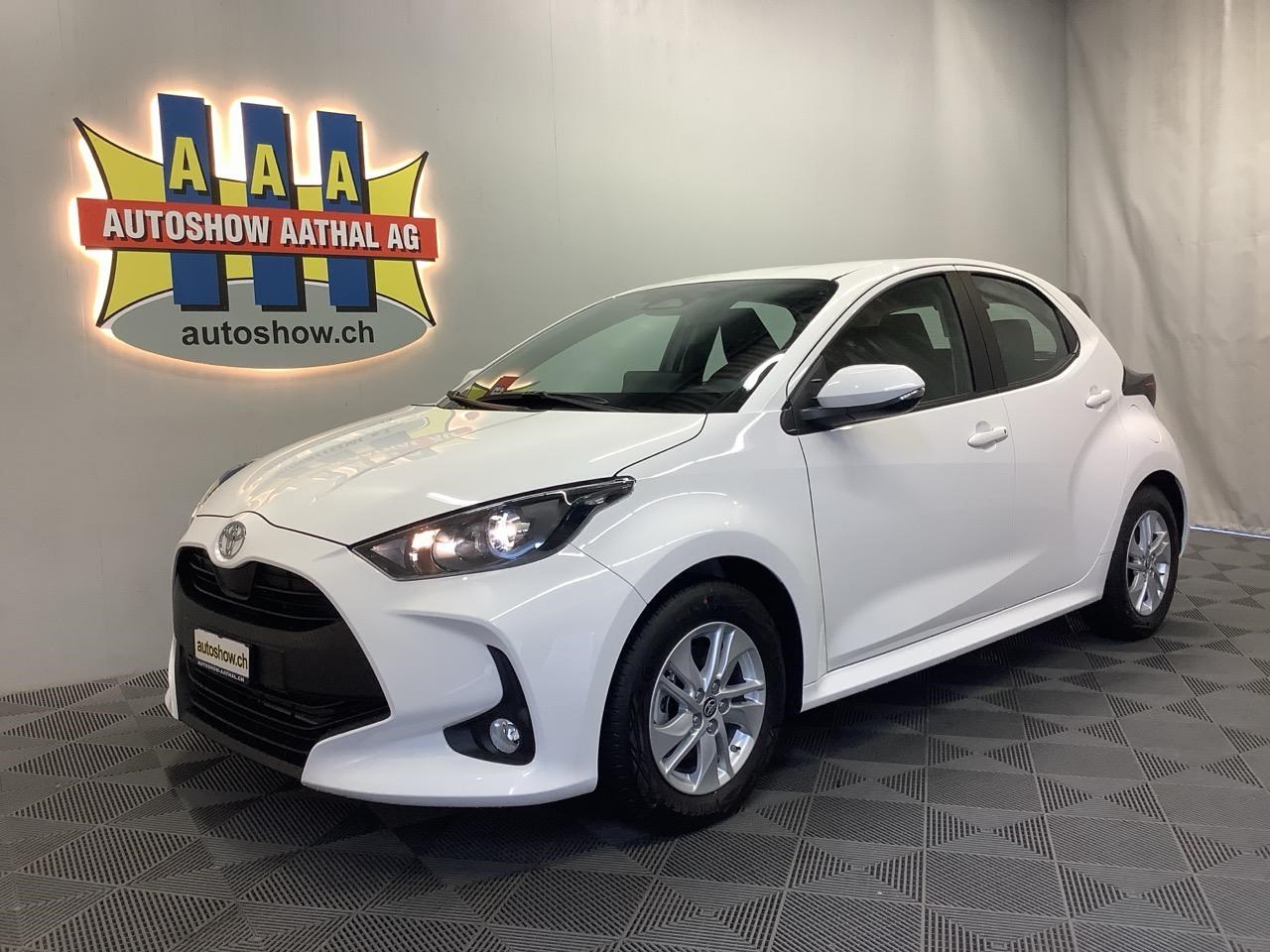 TOYOTA Yaris 1.5 Trend e-CVT