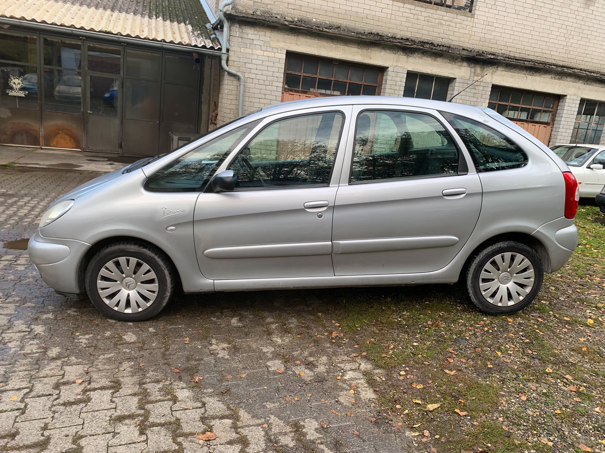 CITROEN Xsara Picasso 2.0i 16V Exclusive Automatic