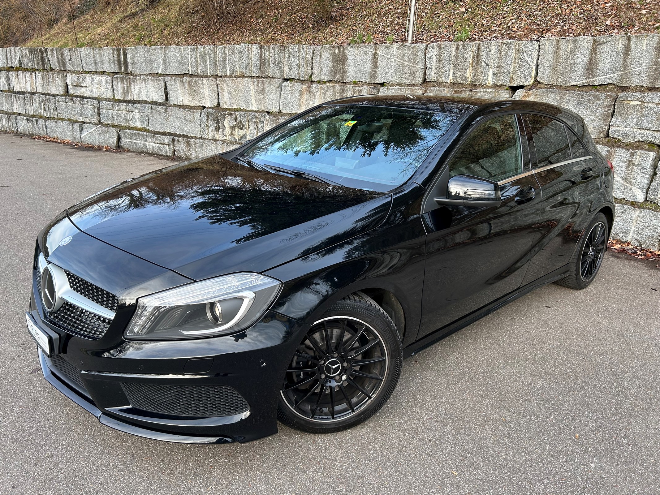 MERCEDES-BENZ A 200 AMG Line 7G-DCT