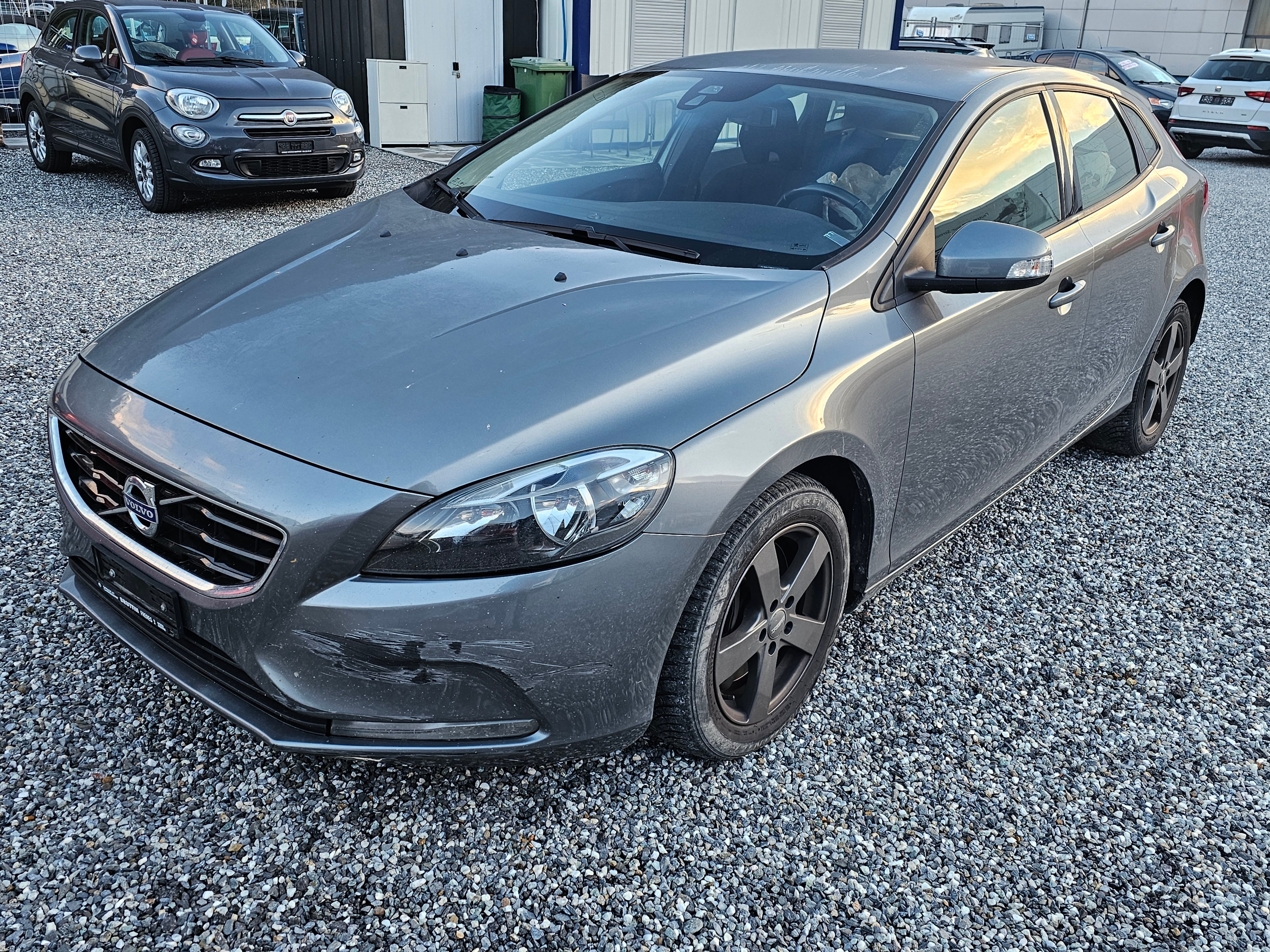 VOLVO V40 D3 Kinetic Geartronic