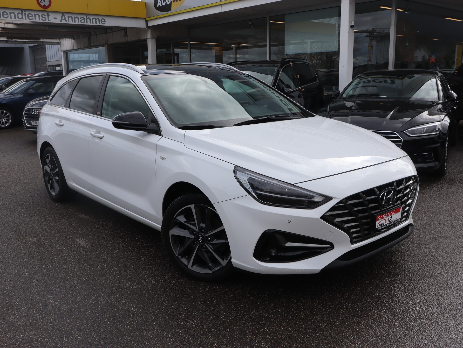 HYUNDAI i30 1.6 CRDi Vertex 48V MH DCT ** Voll-Leder Ausstattung ** Panorama Glasdach