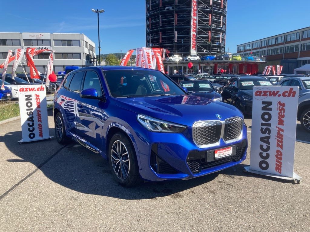 BMW iX1 xDrive 30 M Sport