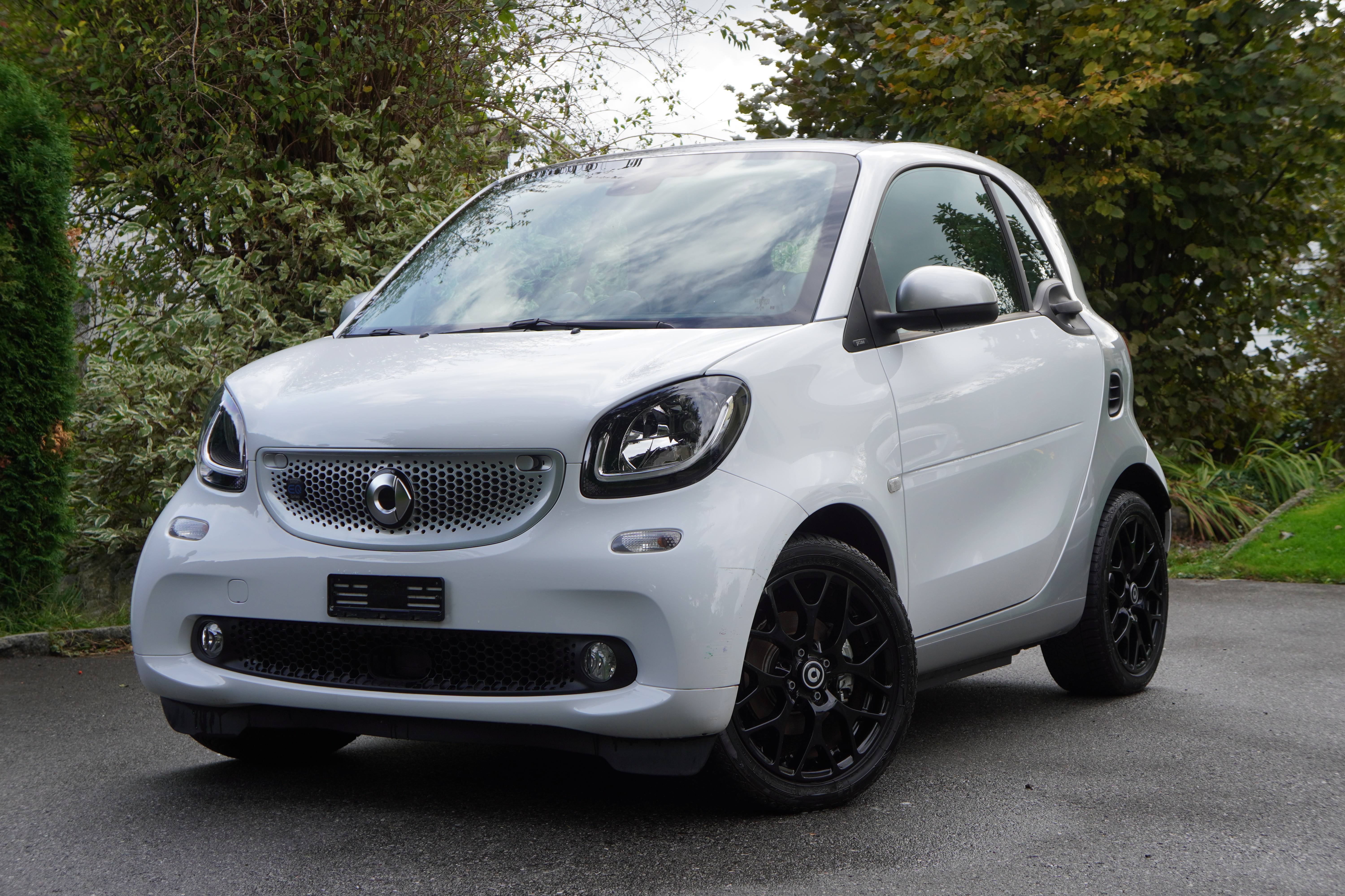 SMART fortwo EQ PRIME (Leder, Panoramadach, Navi...)