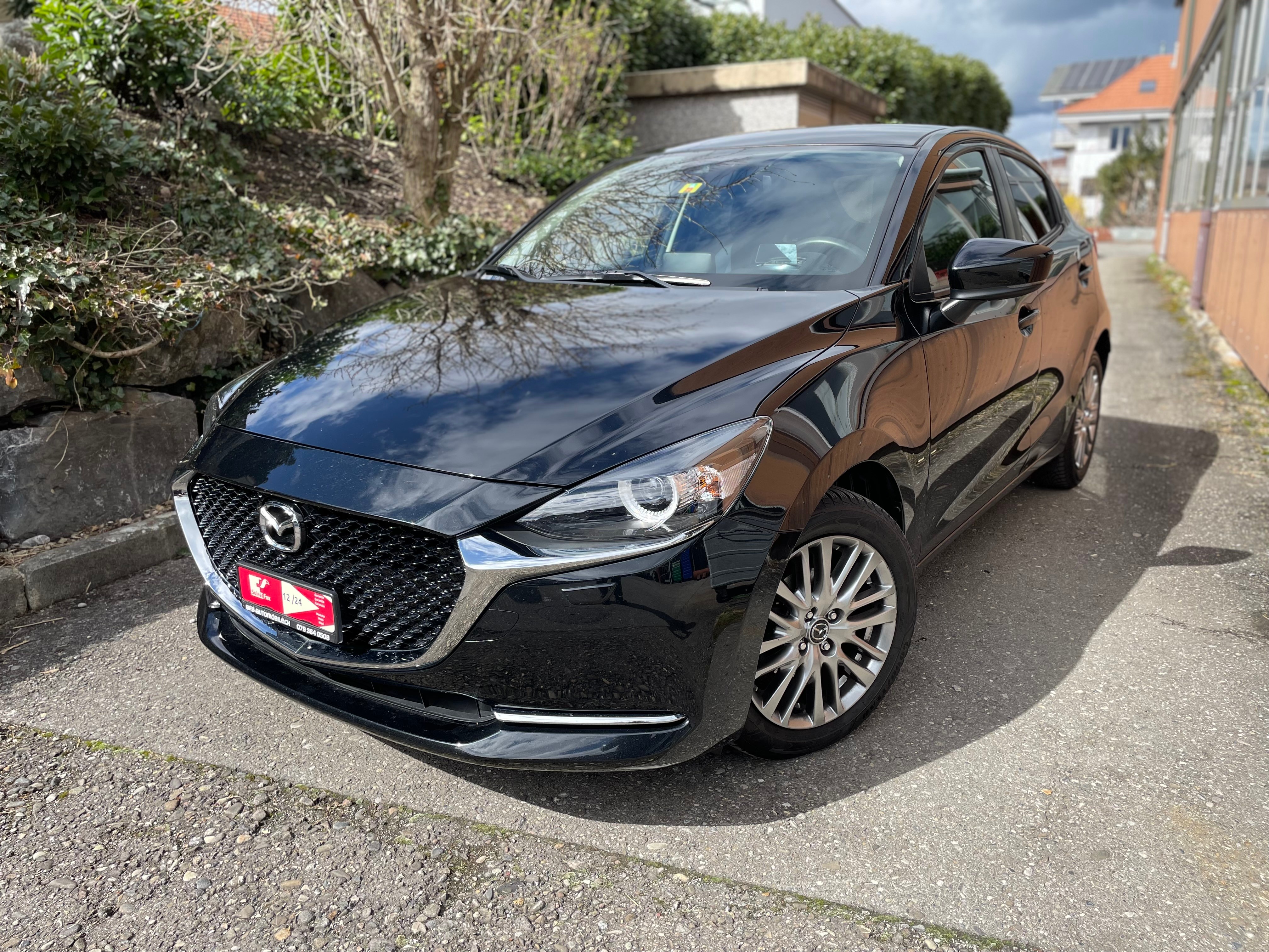 MAZDA 2 SKYACTIV-G 90 Mild Hybrid Revolution