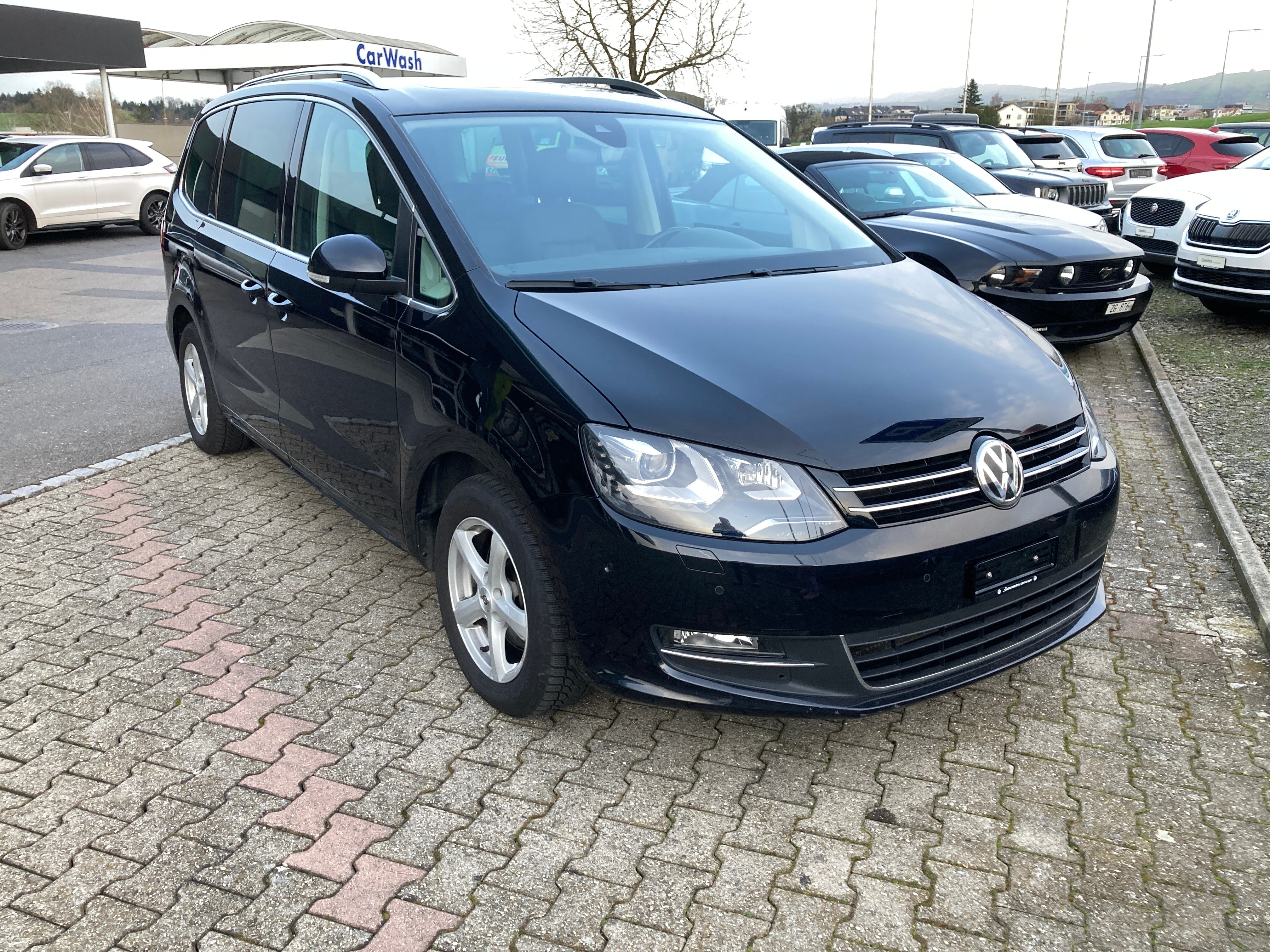 VW Sharan 2.0 TDI BMT Highline DSG 7 Sitzer mit Anhängerkupplung