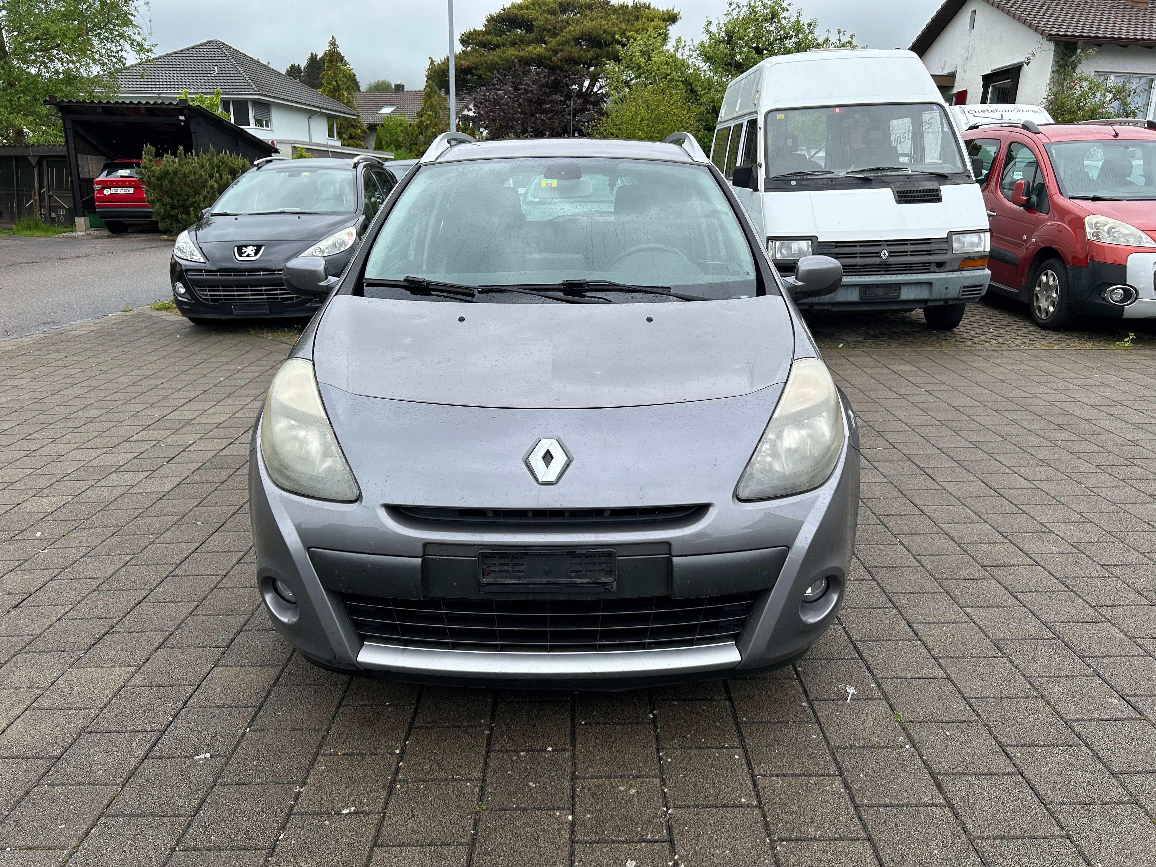 RENAULT Clio Grandtour 1.2 16V Turbo Dynamique