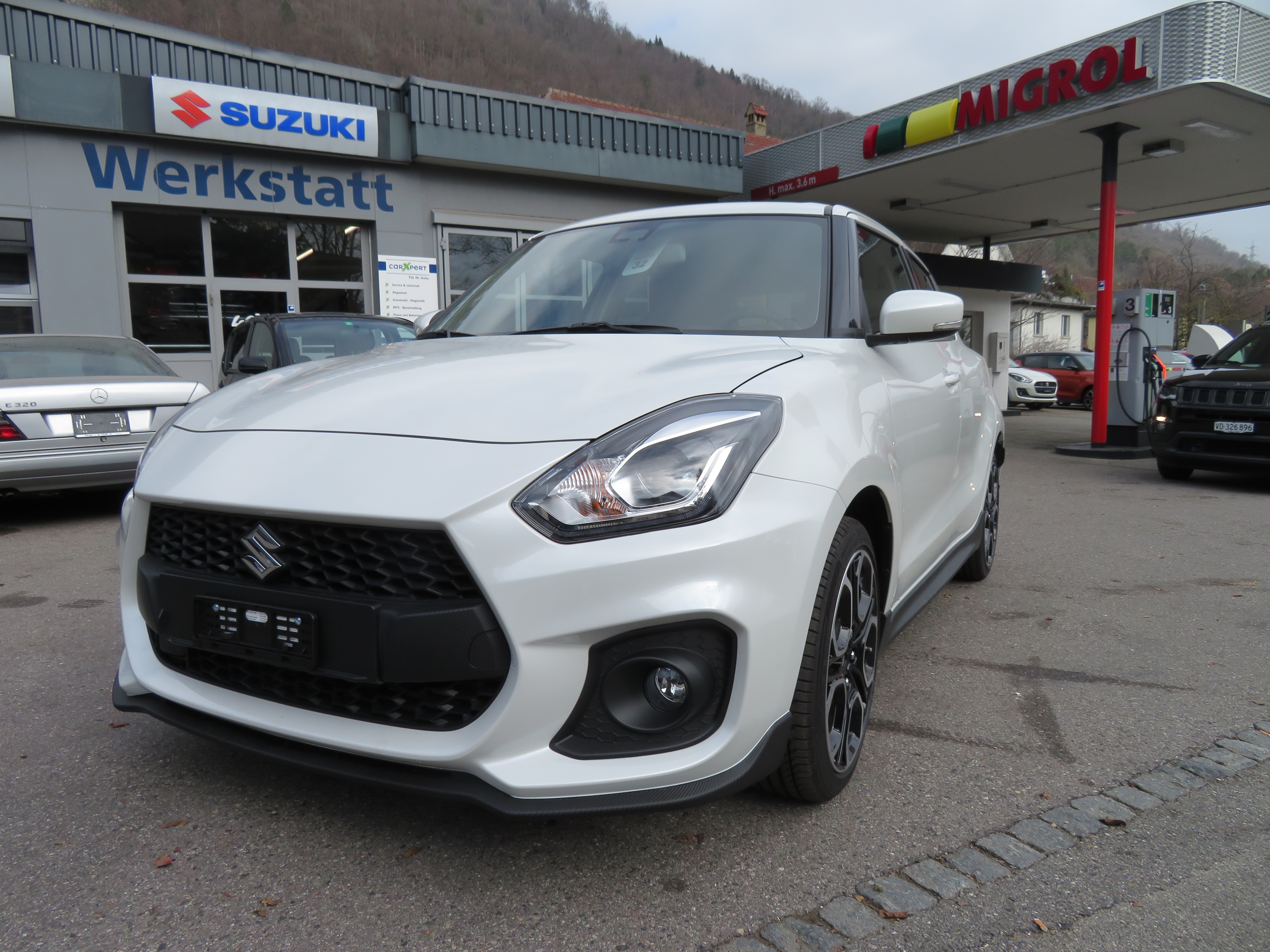 SUZUKI Swift Sport 1.4i 16V Compact Top Hybrid